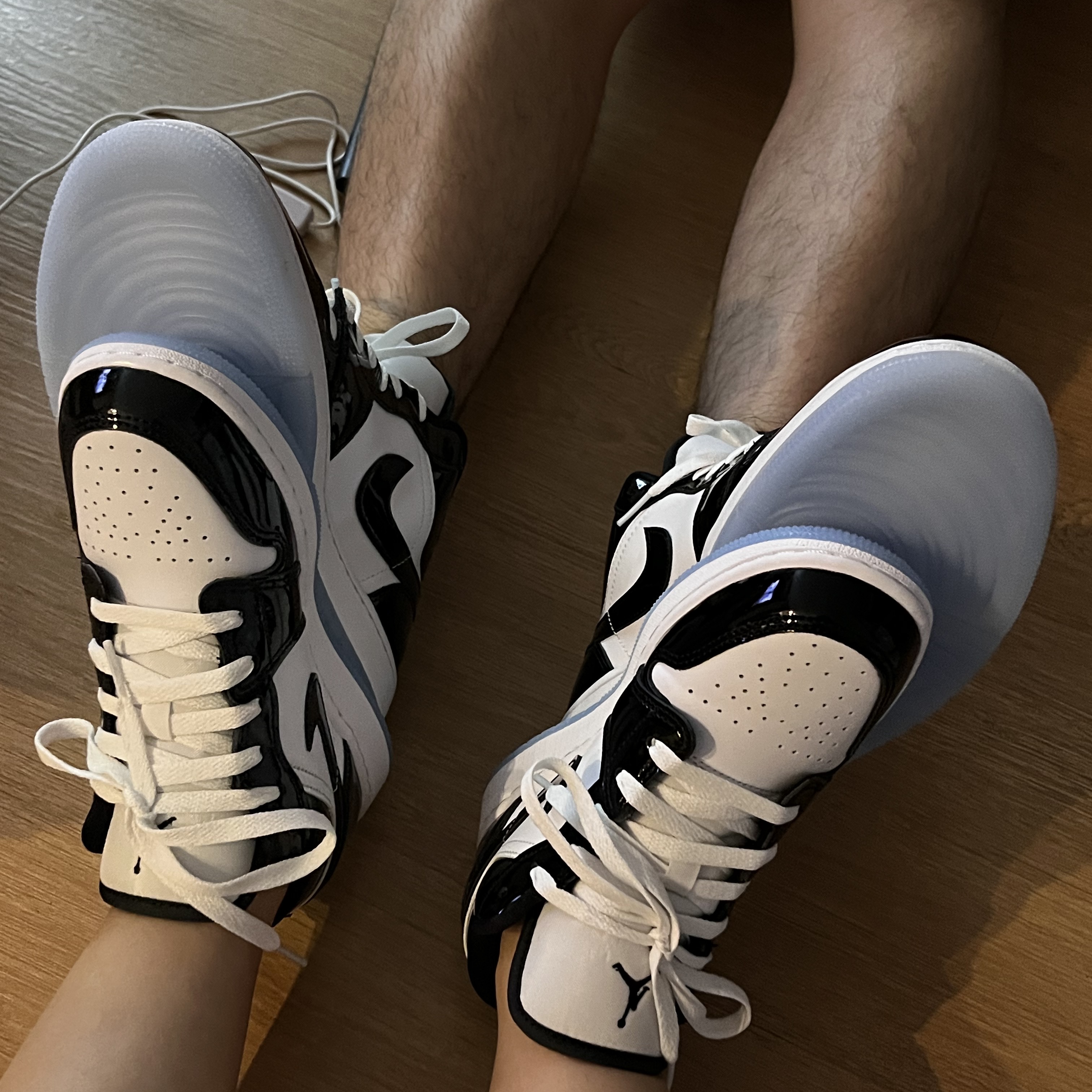 (GS) Jordan 1 Low SE Concord 착용 스타일 - 1