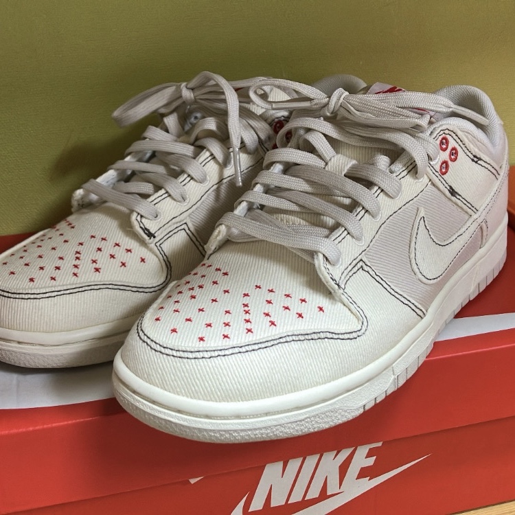Nike Dunk Low Beige Red 착용 스타일