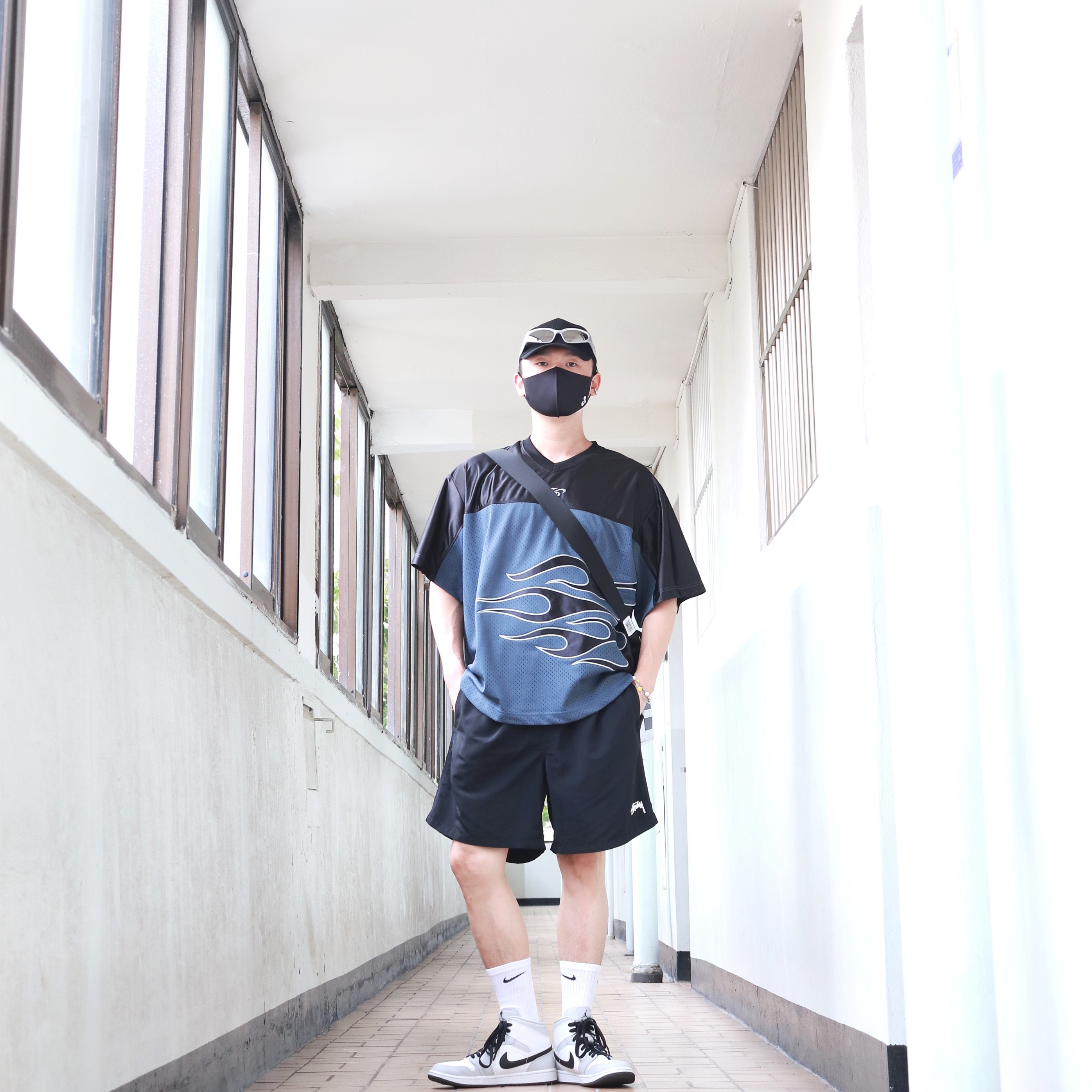 Stussy Stock Water Shorts Black 착용 스타일