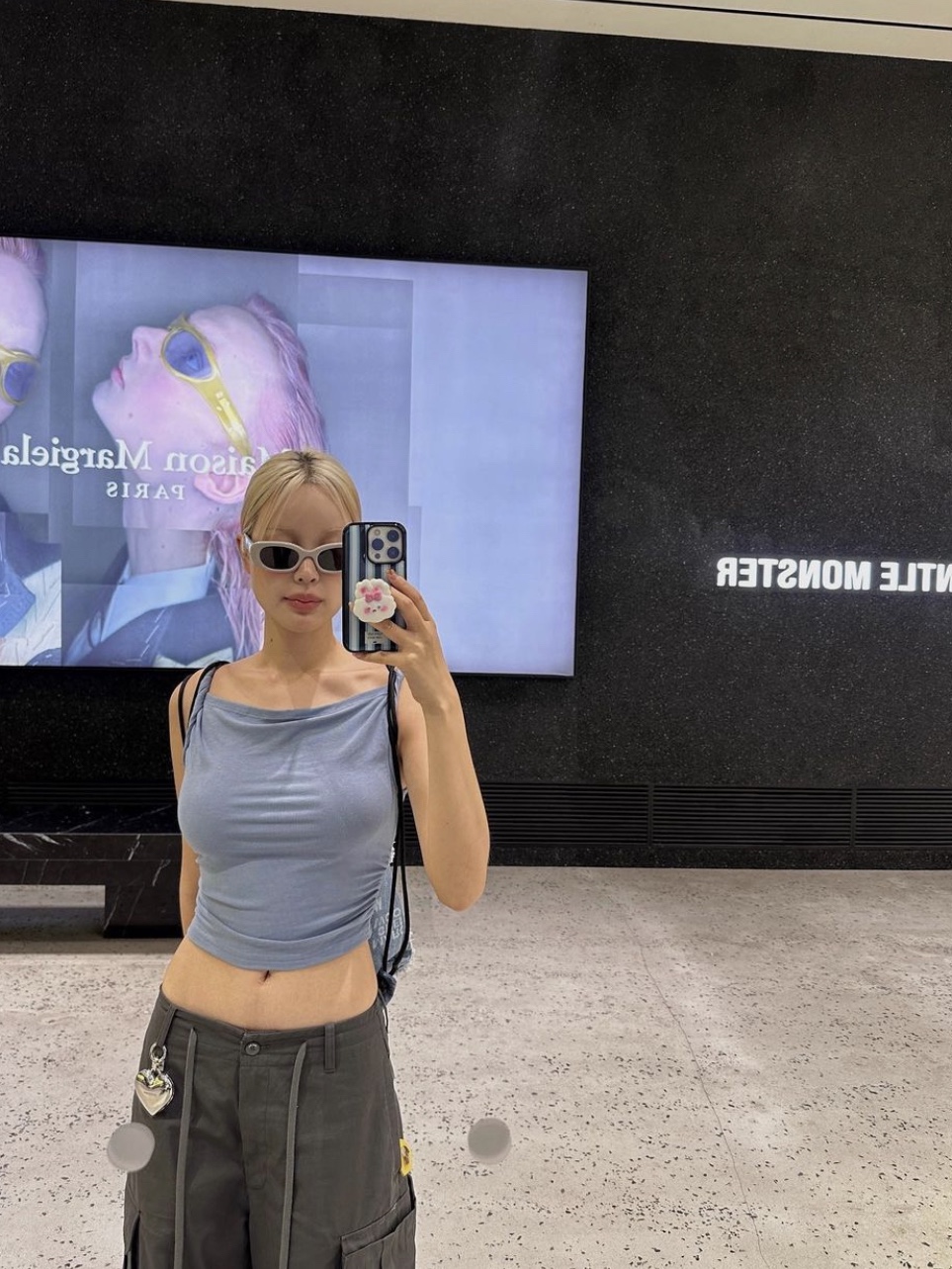Gentle Monster x Maison Margiela MM004 Grey Black 착용 스타일