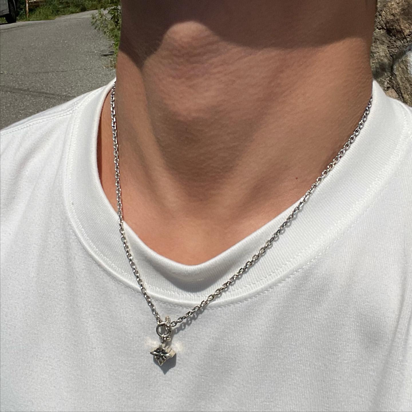 Scudo Vintage Cube Drop Necklace 착용 스타일 - 3