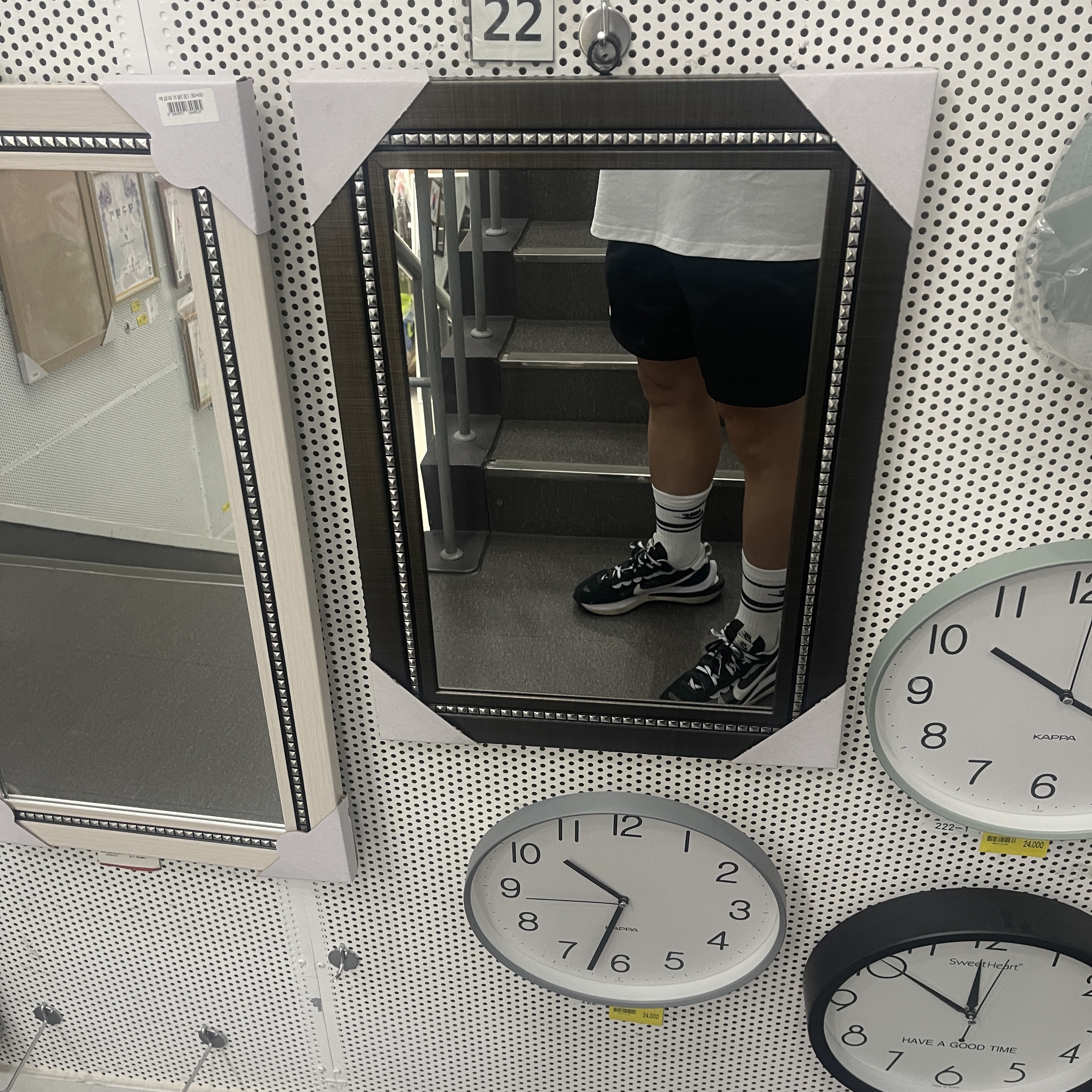 Nike x Sacai VaporWaffle Black White 착용 스타일