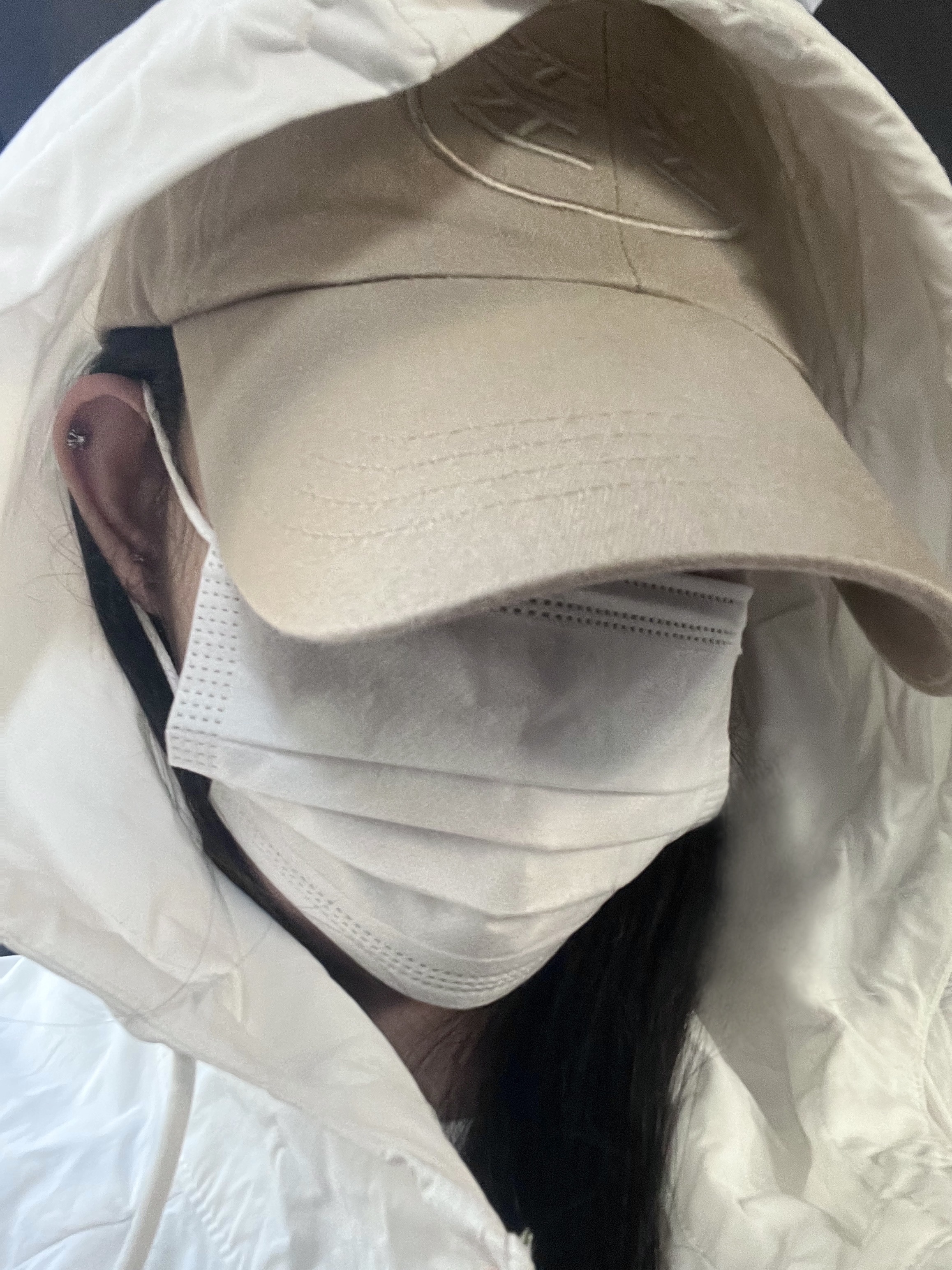 Dada Student Cap Beige 착용 스타일 - 2