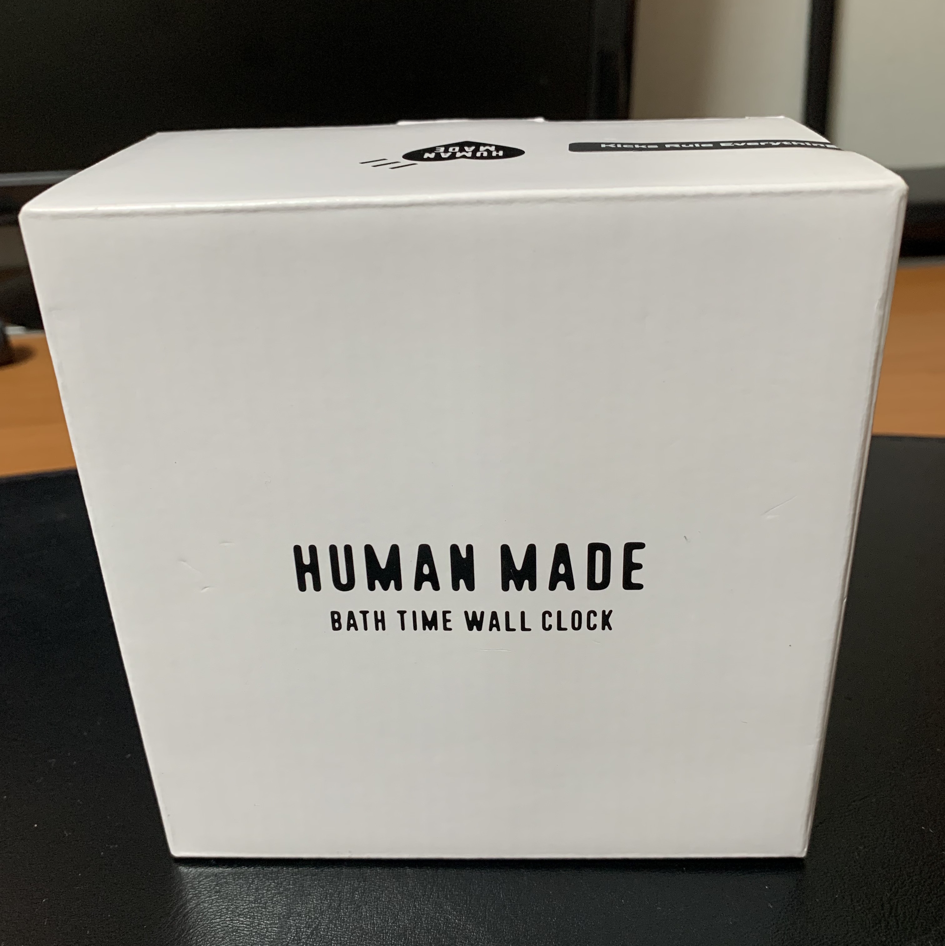 Human Made Bath Clock Black 착용 스타일 - 3