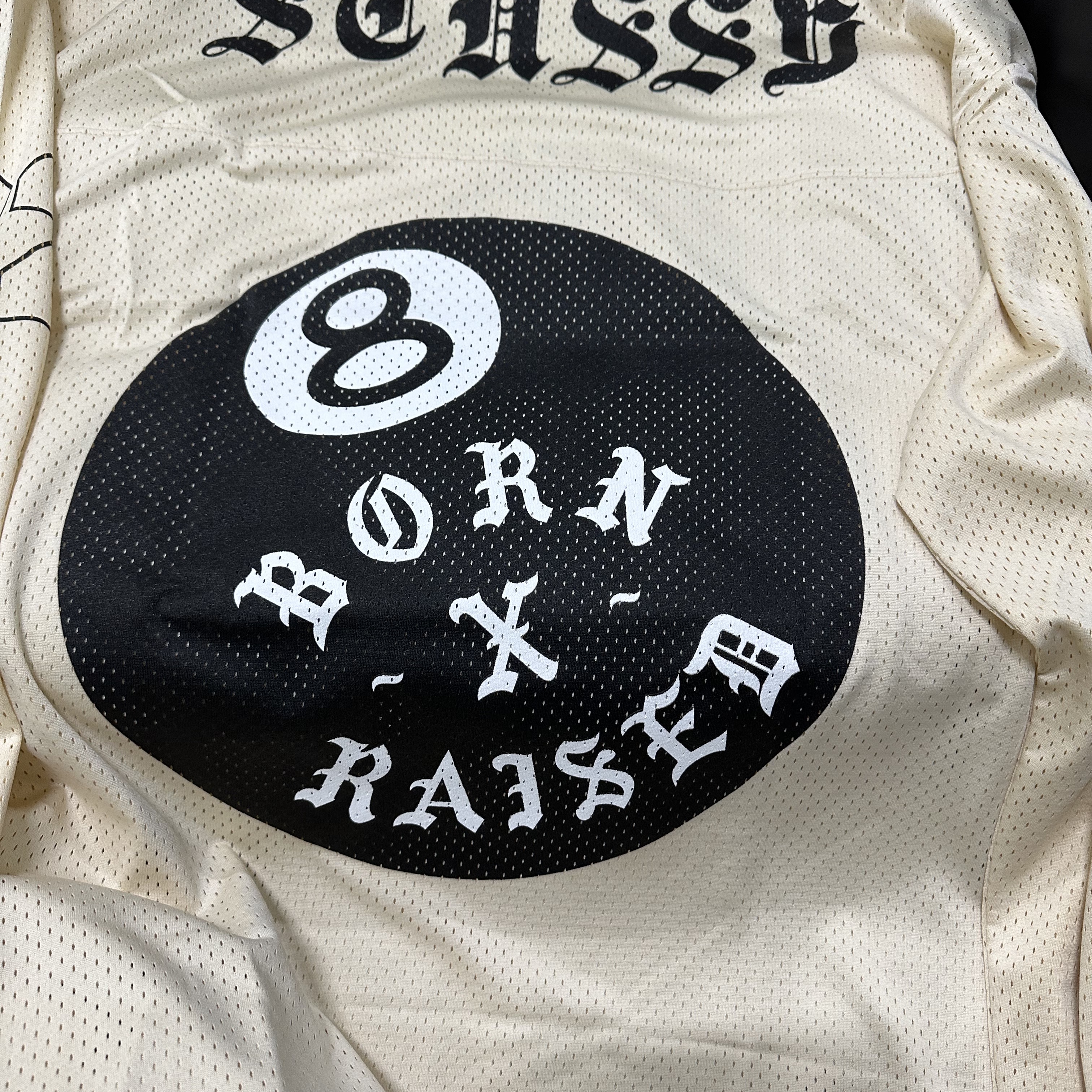 Stussy x Born X Raised Cookies & Cream Football Jersey Cream 착용 스타일 - 1