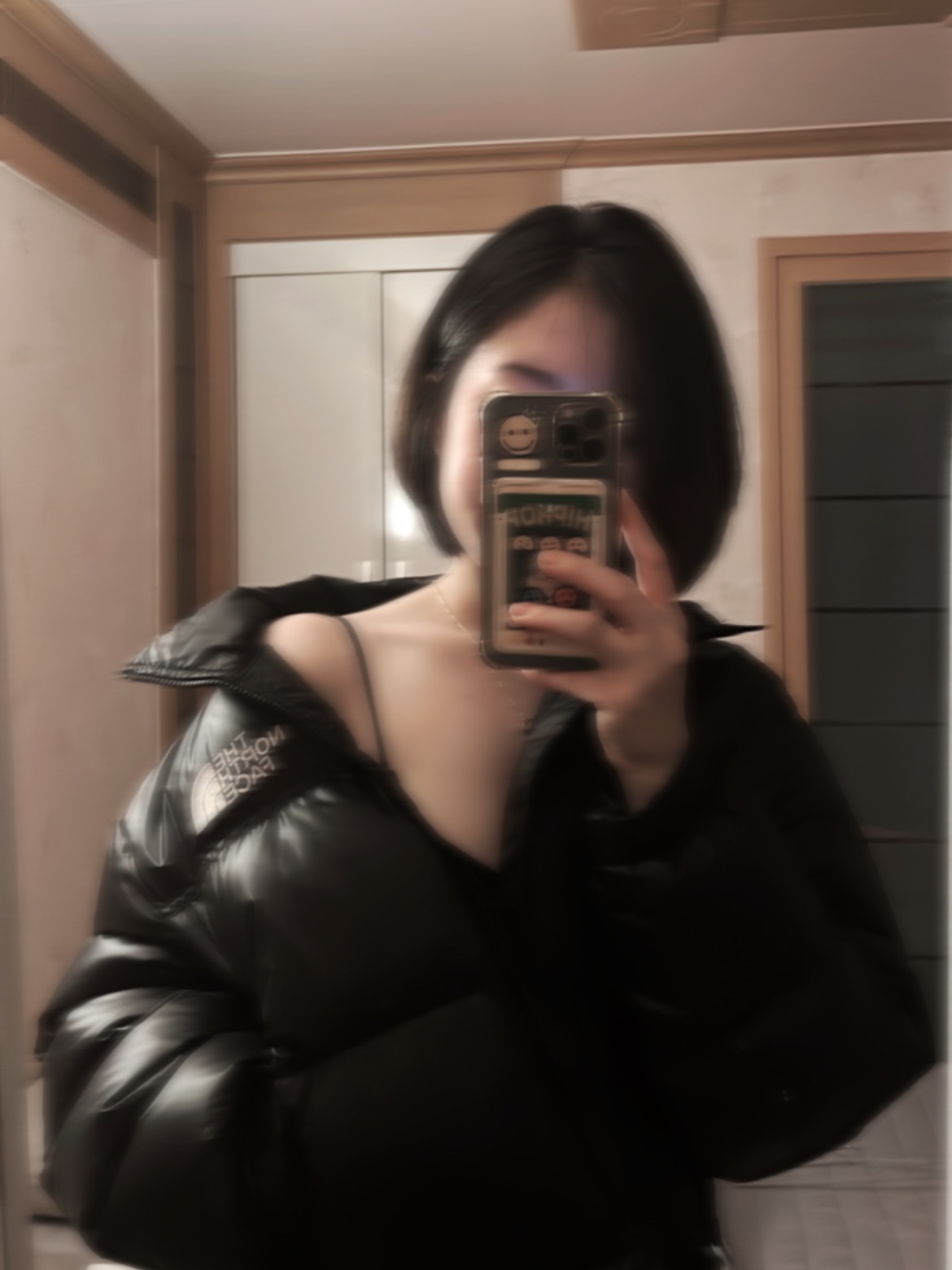 (W) The North Face Nuptse Short Jacket Black 착용 스타일