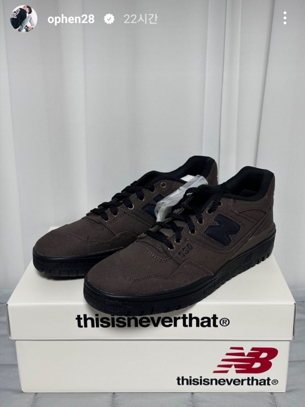 New Balance x Thisisneverthat 550 Brown Black 착용 스타일