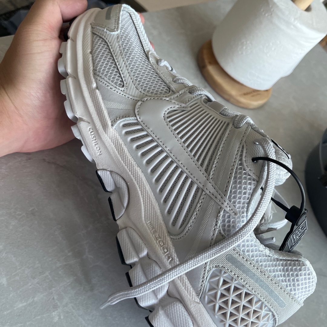 Nike Zoom Vomero 5 SP Vast Grey 2023 착용 스타일