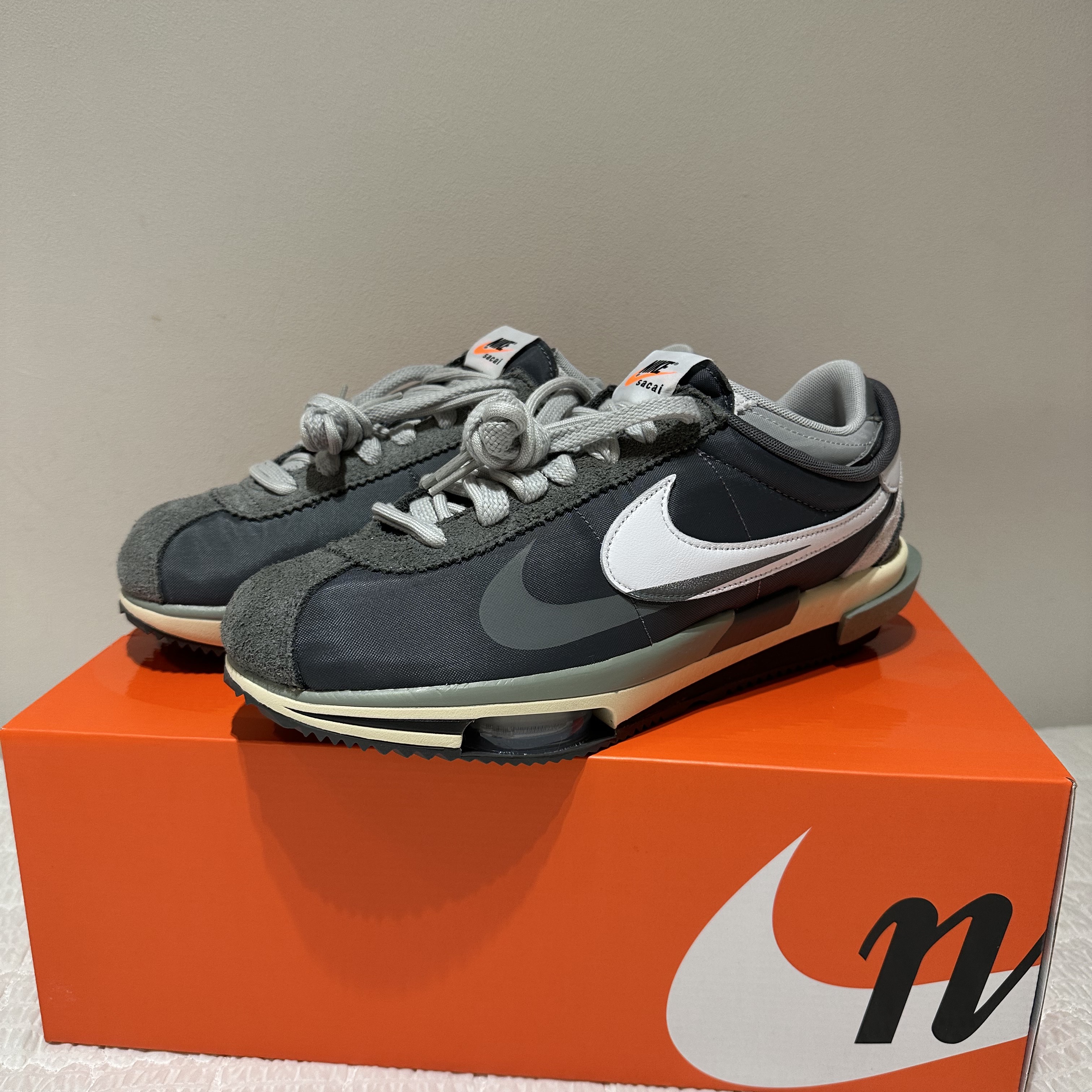 Nike x Sacai Zoom Cortez SP Iron Grey 착용 스타일