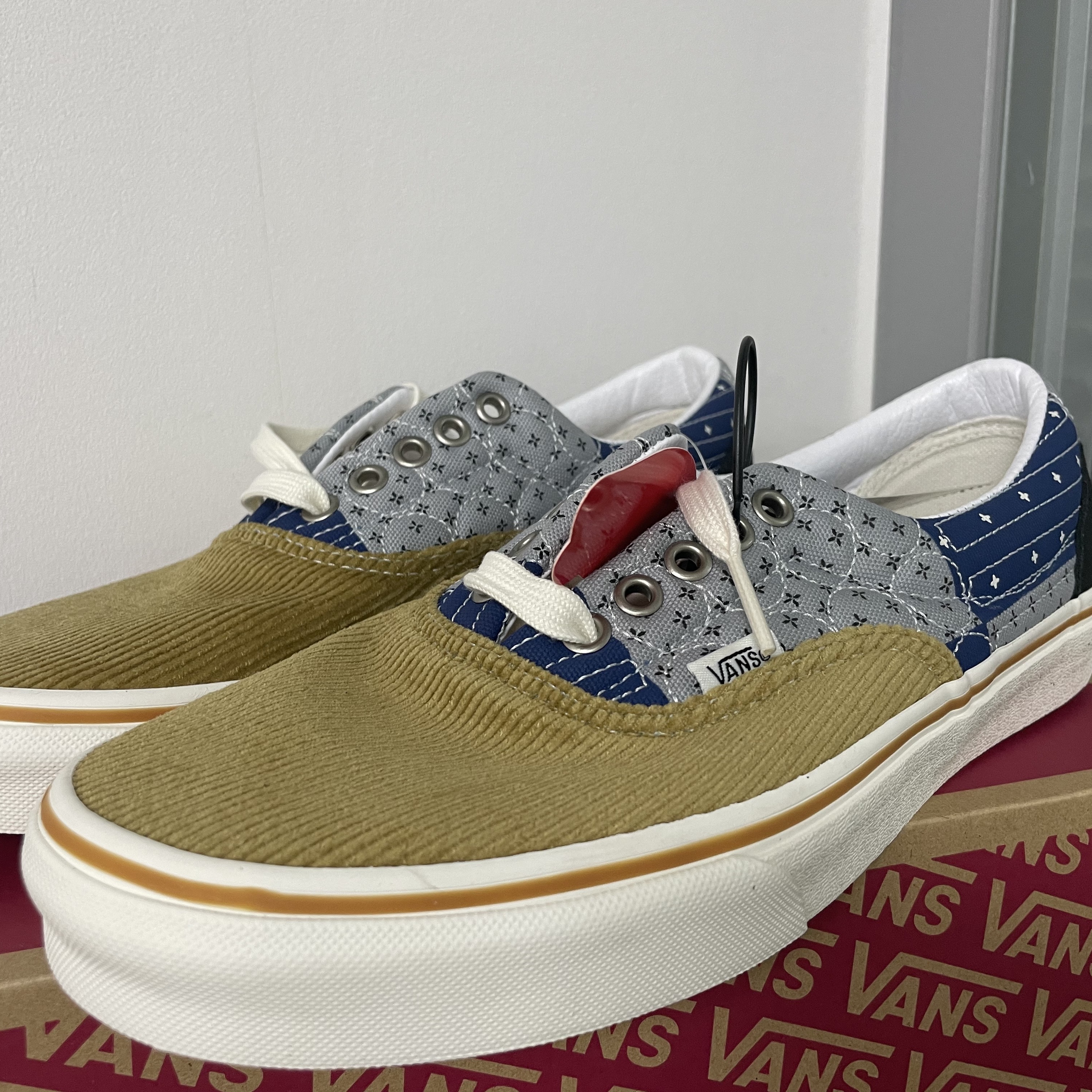 Vans Era Quilted Bandana Multicolor 착용 스타일