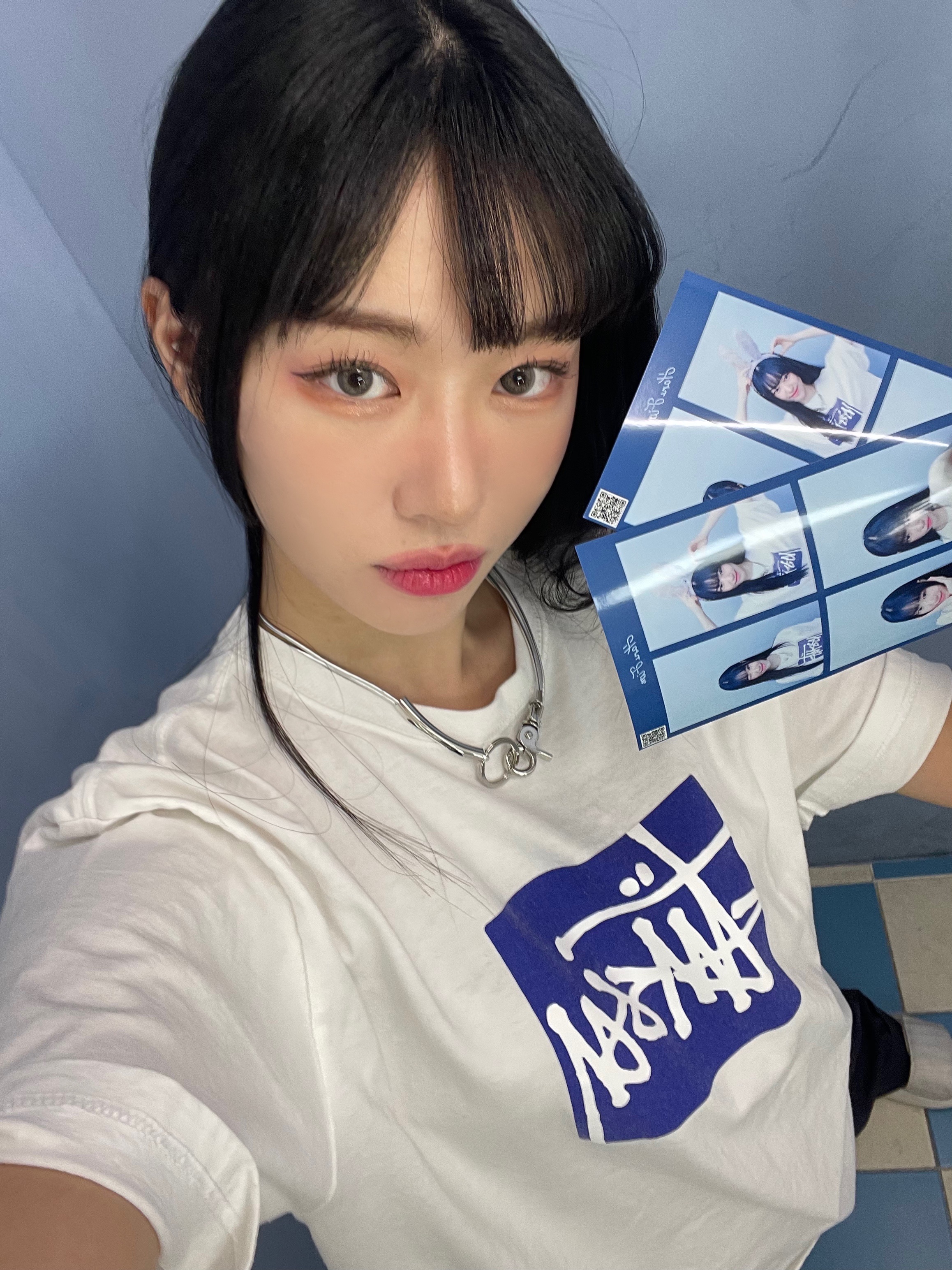 Stussy Stock Box T-Shirt White 착용 스타일 - 2