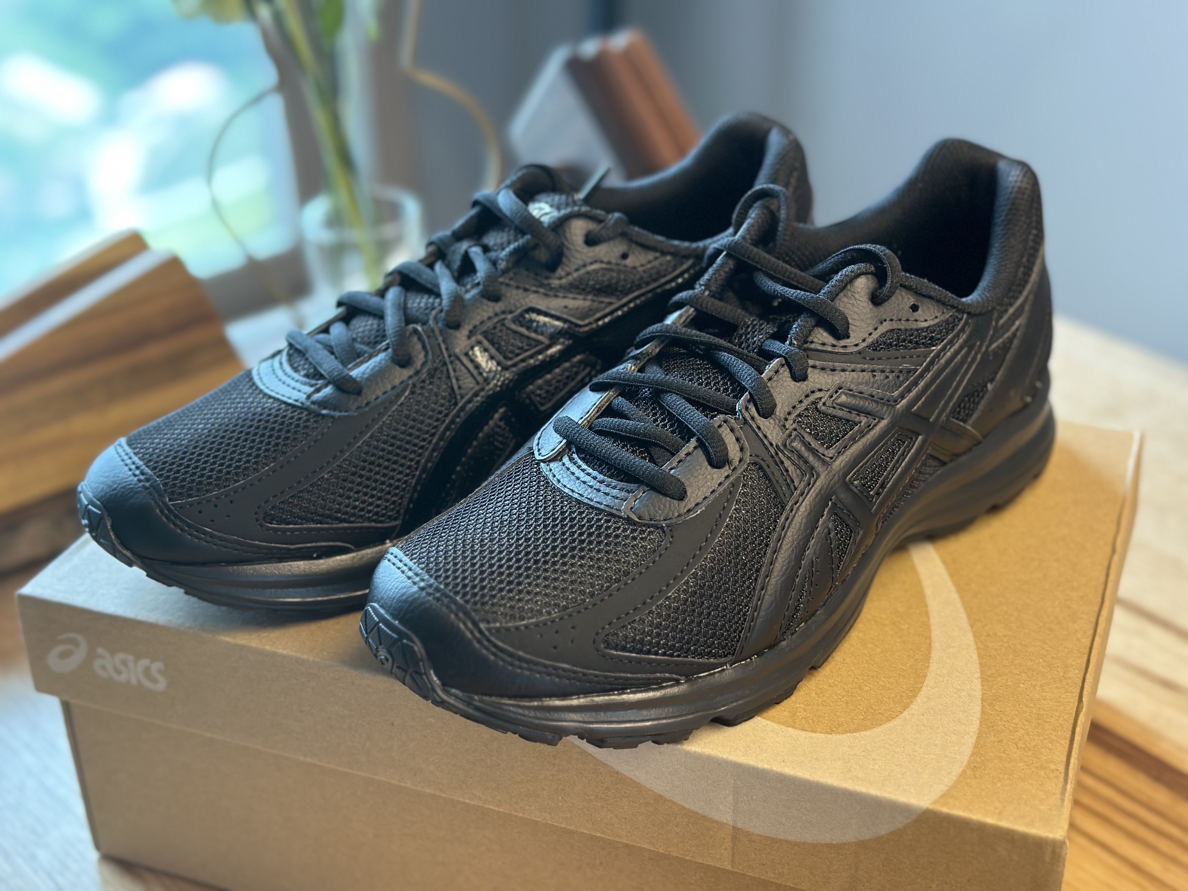 Asics Jog 100 S Black - 2E Wide 착용 스타일 - 2