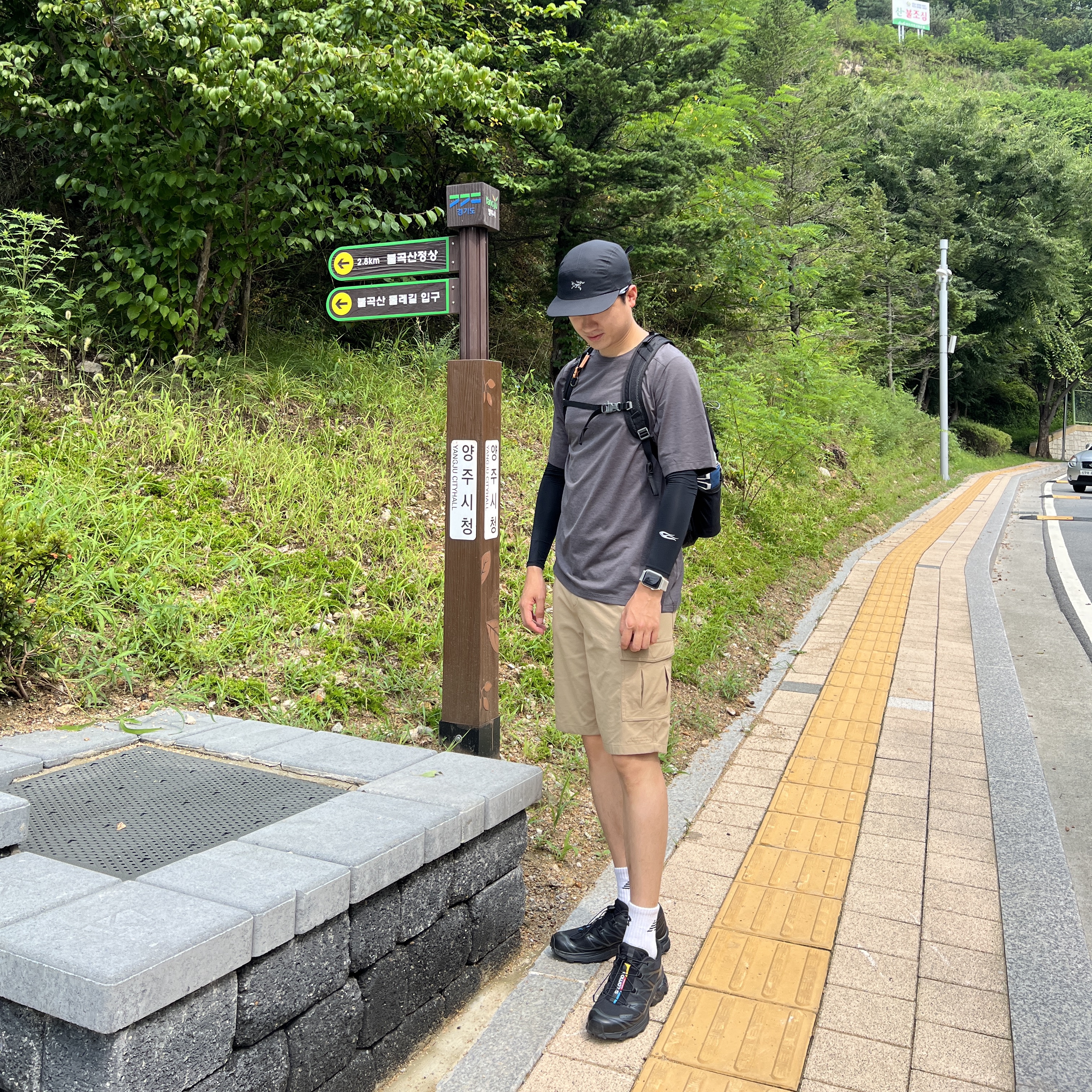 Arc'teryx Norvan Cap Black, Salomon XT-6 ADV Black 착용 스타일