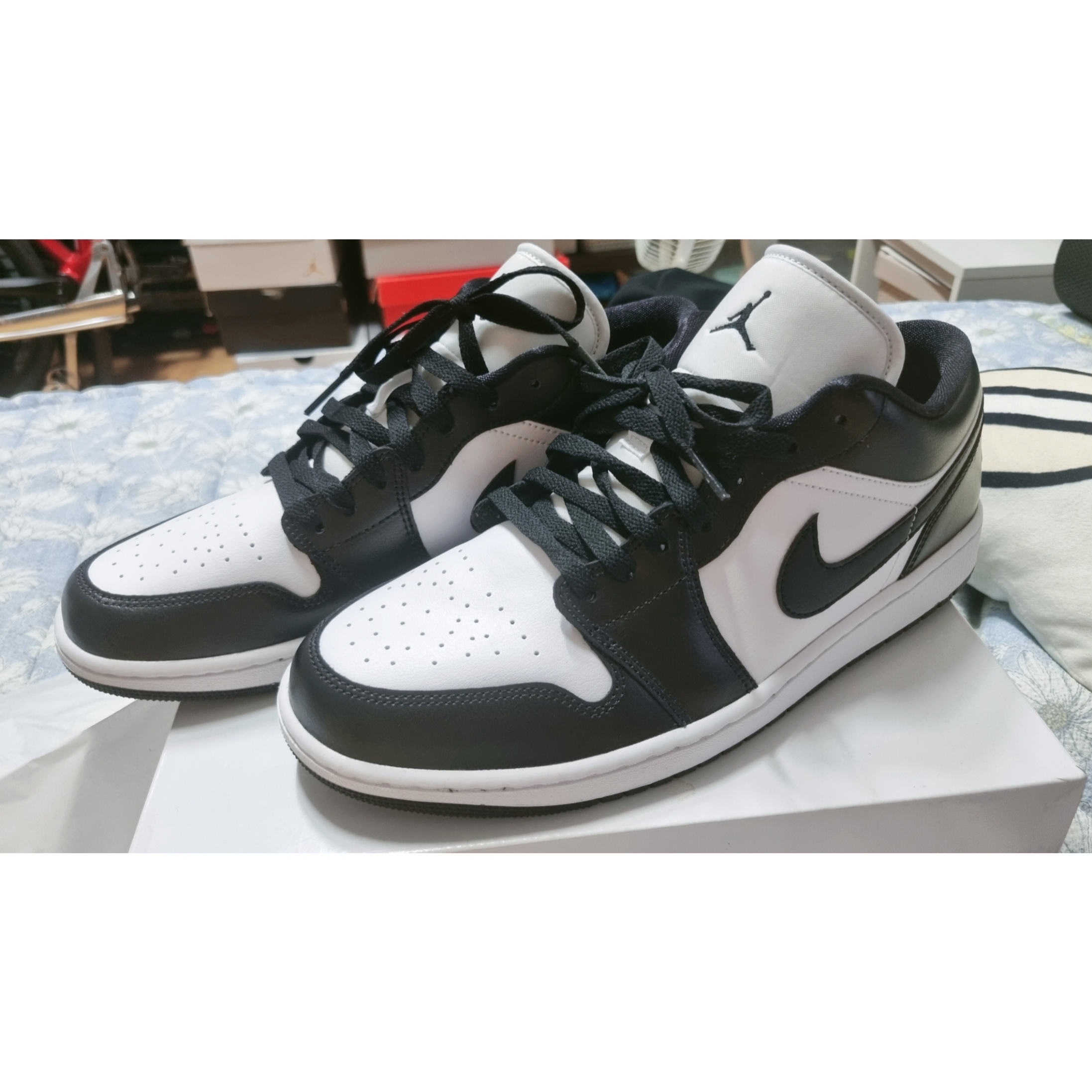 (W) Jordan 1 Low Black and White 착용 스타일