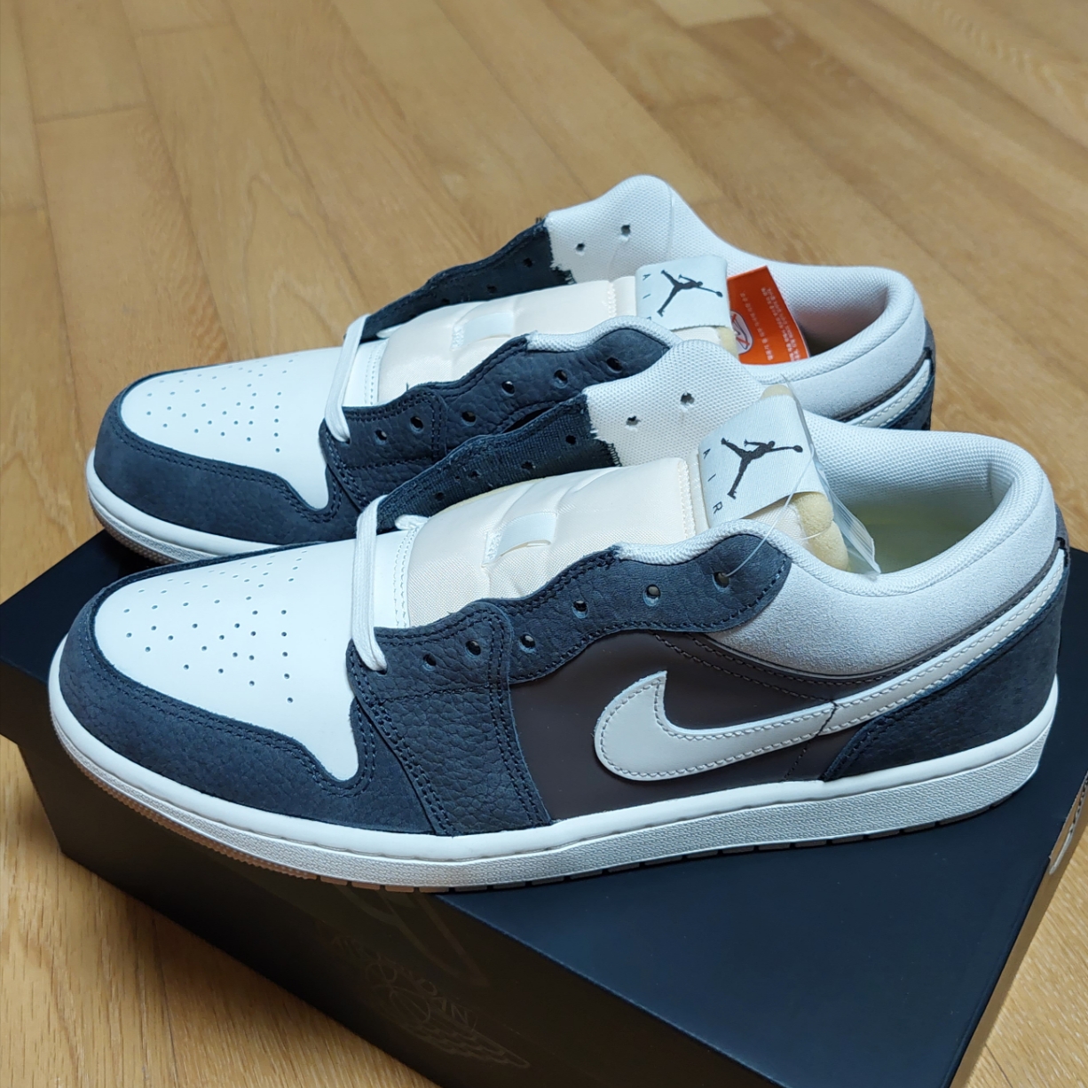 Jordan 1 Low Kkachi 착용 스타일 - 1