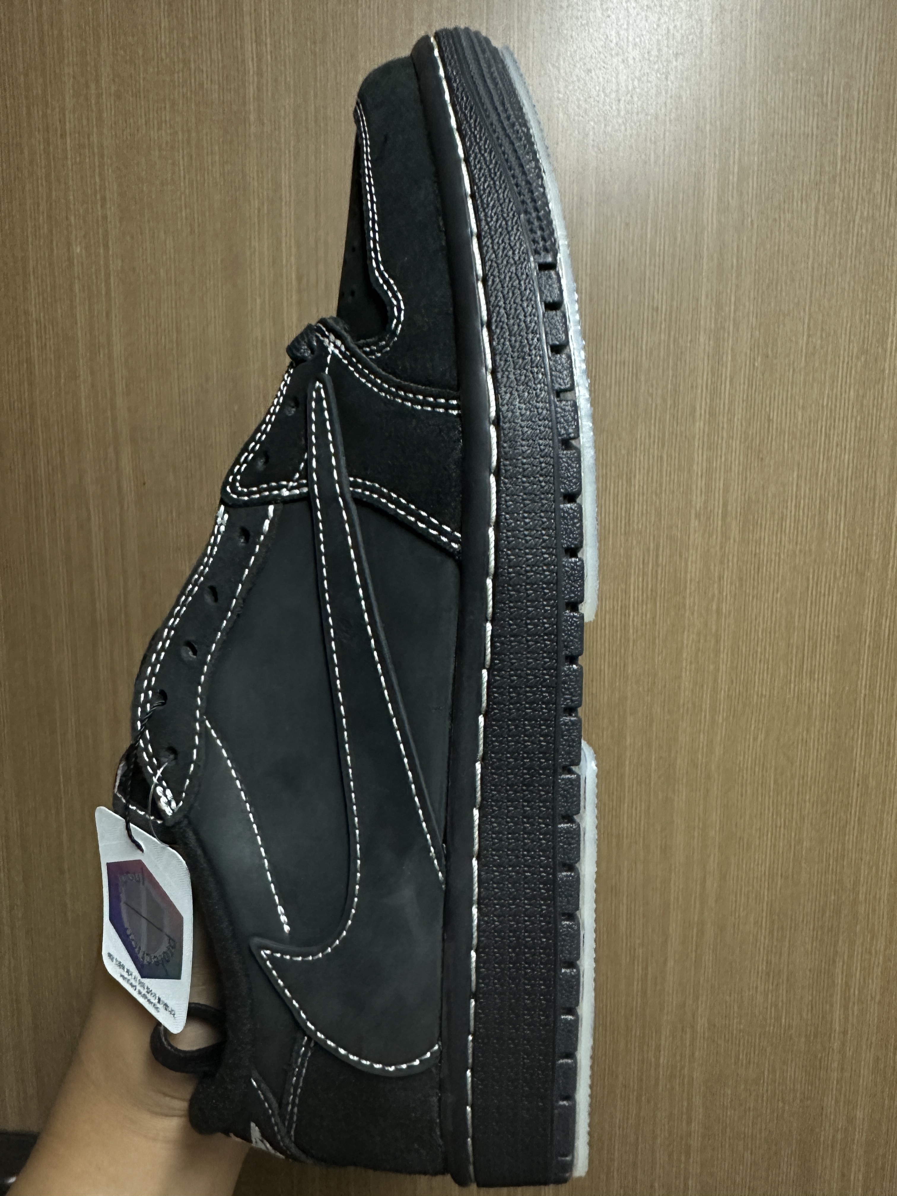Jordan 1 x Travis Scott Retro Low OG SP Black Phantom 착용 스타일 - 1