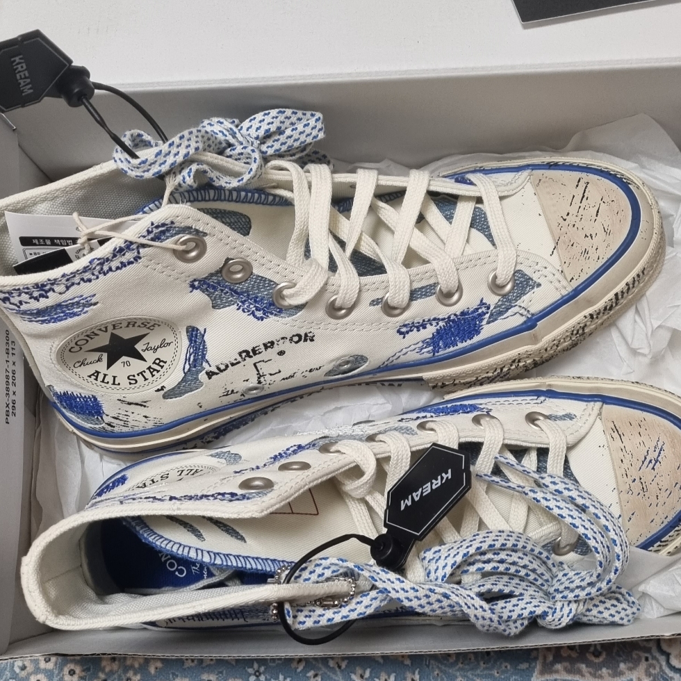 Converse x Ader Error Chuck 70 High White 착용 스타일 - 3