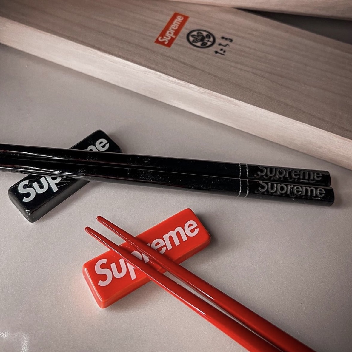 Supreme Chopstick Set ブラック Supreme Chopstick Set Black - Droper