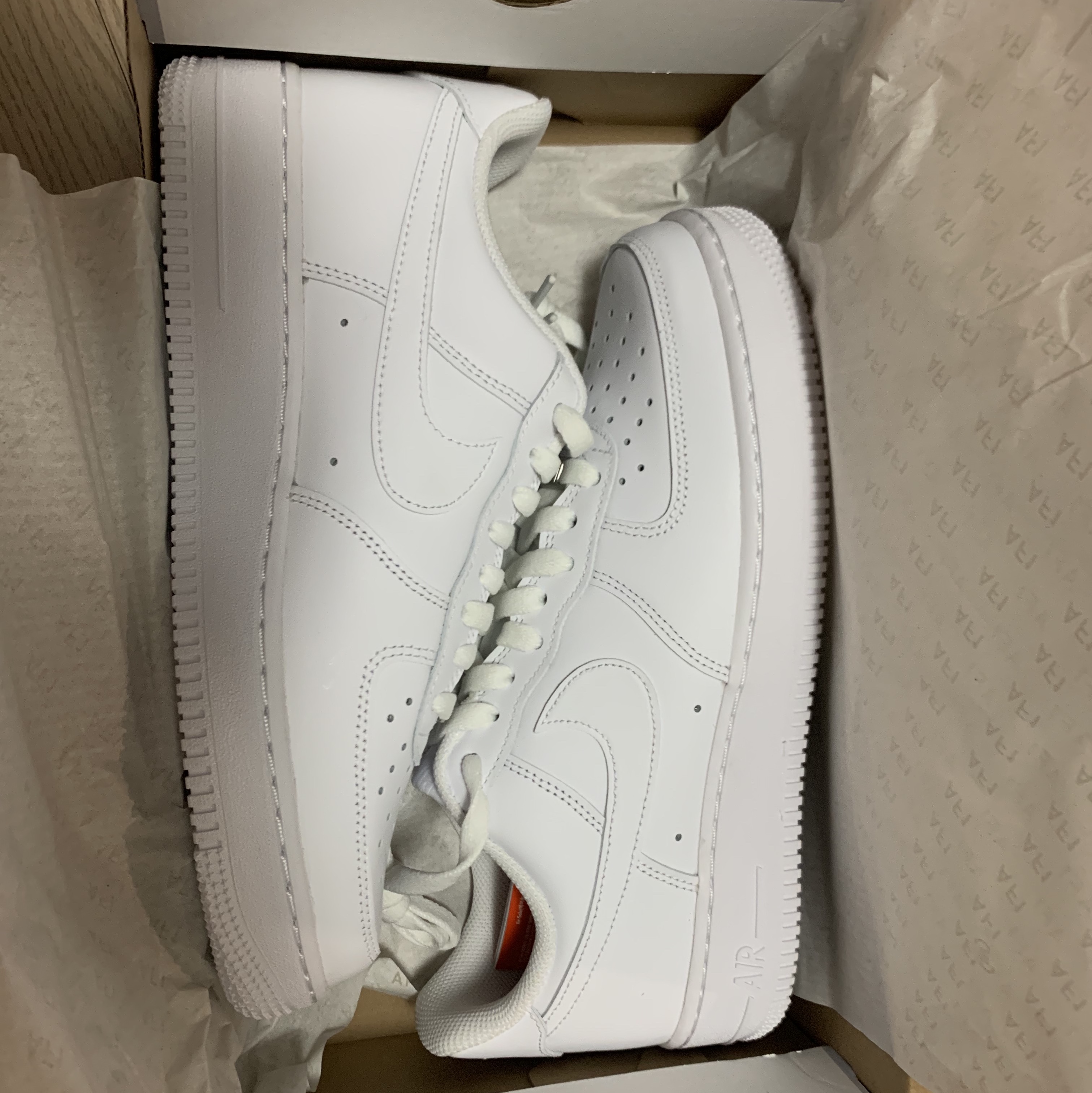 Nike Air Force 1 '07 Low White 착용 스타일