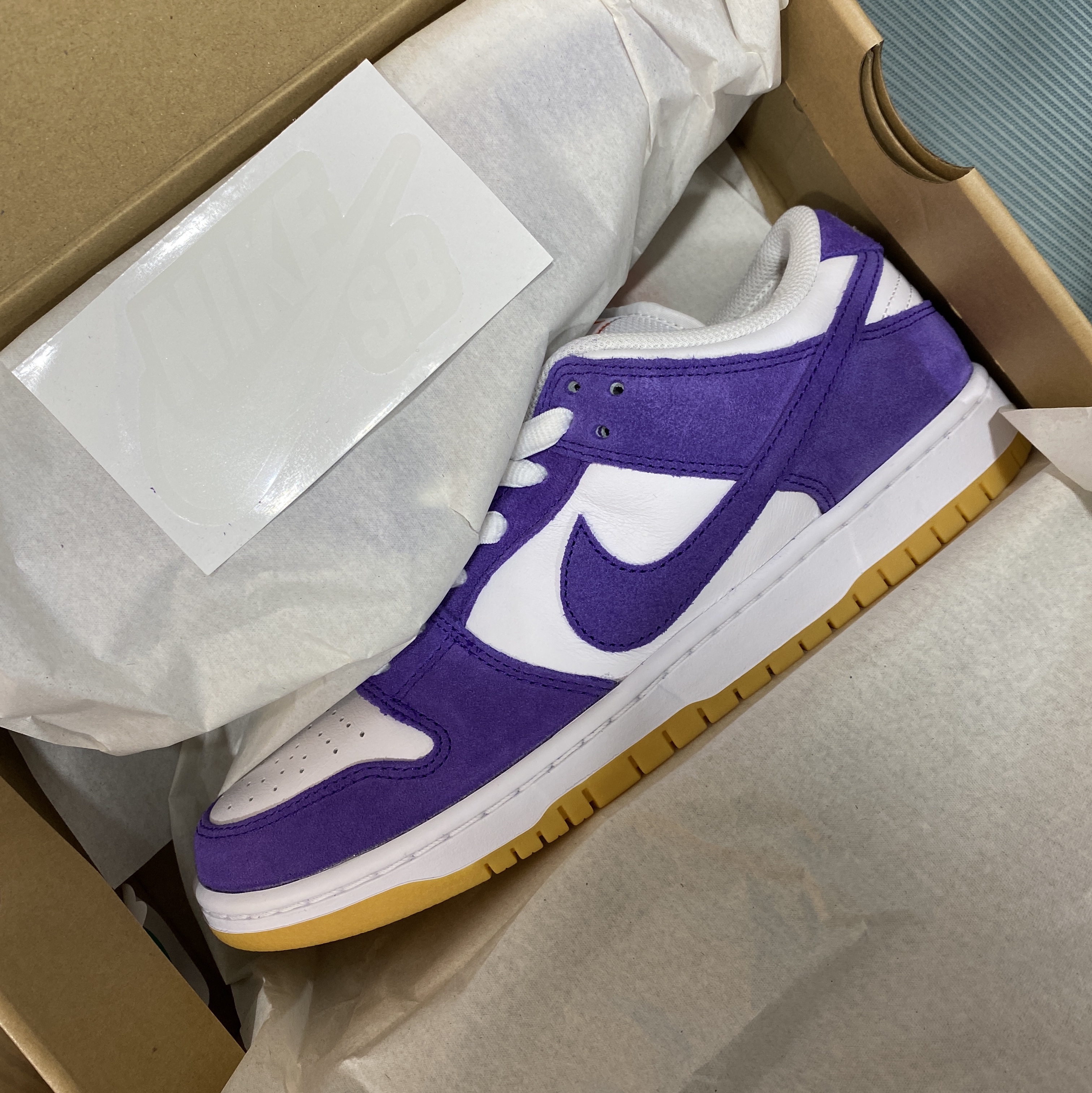 Nike Dunk Low Pro SB Court Purple 착용 스타일
