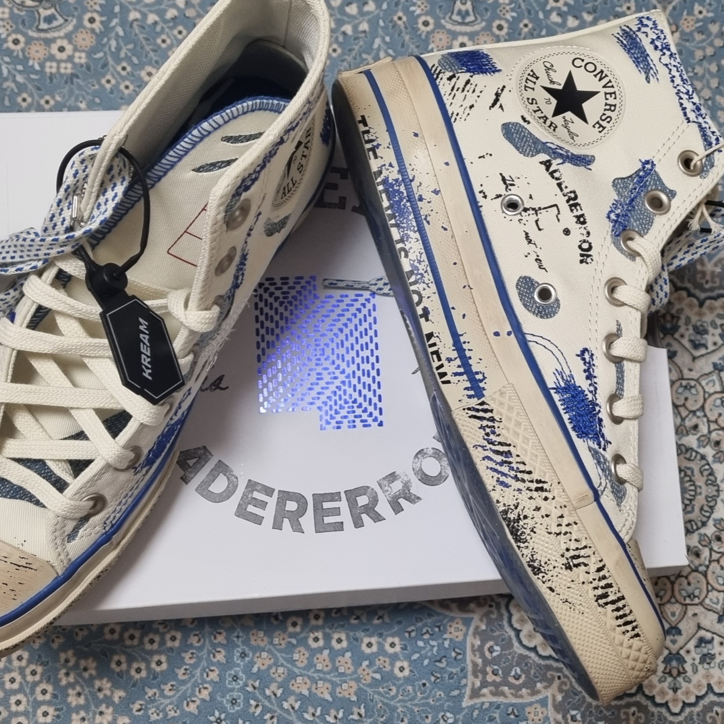 Converse x Ader Error Chuck 70 High White 착용 스타일 - 1