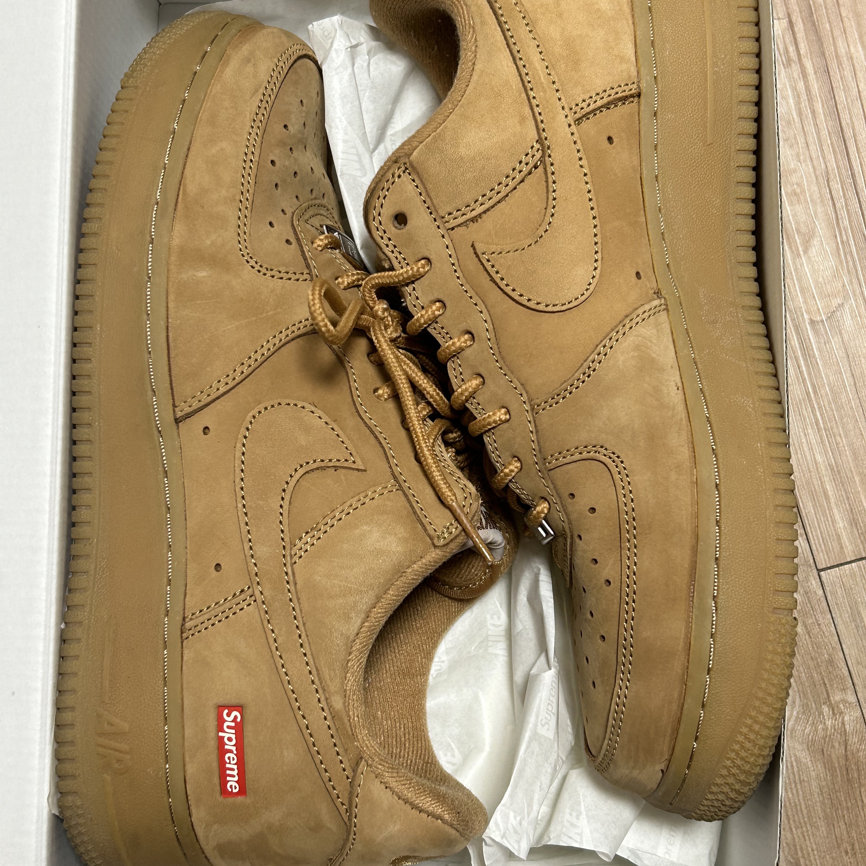 Nike x Supreme Air Force 1 Low Flax 착용 스타일 - 1