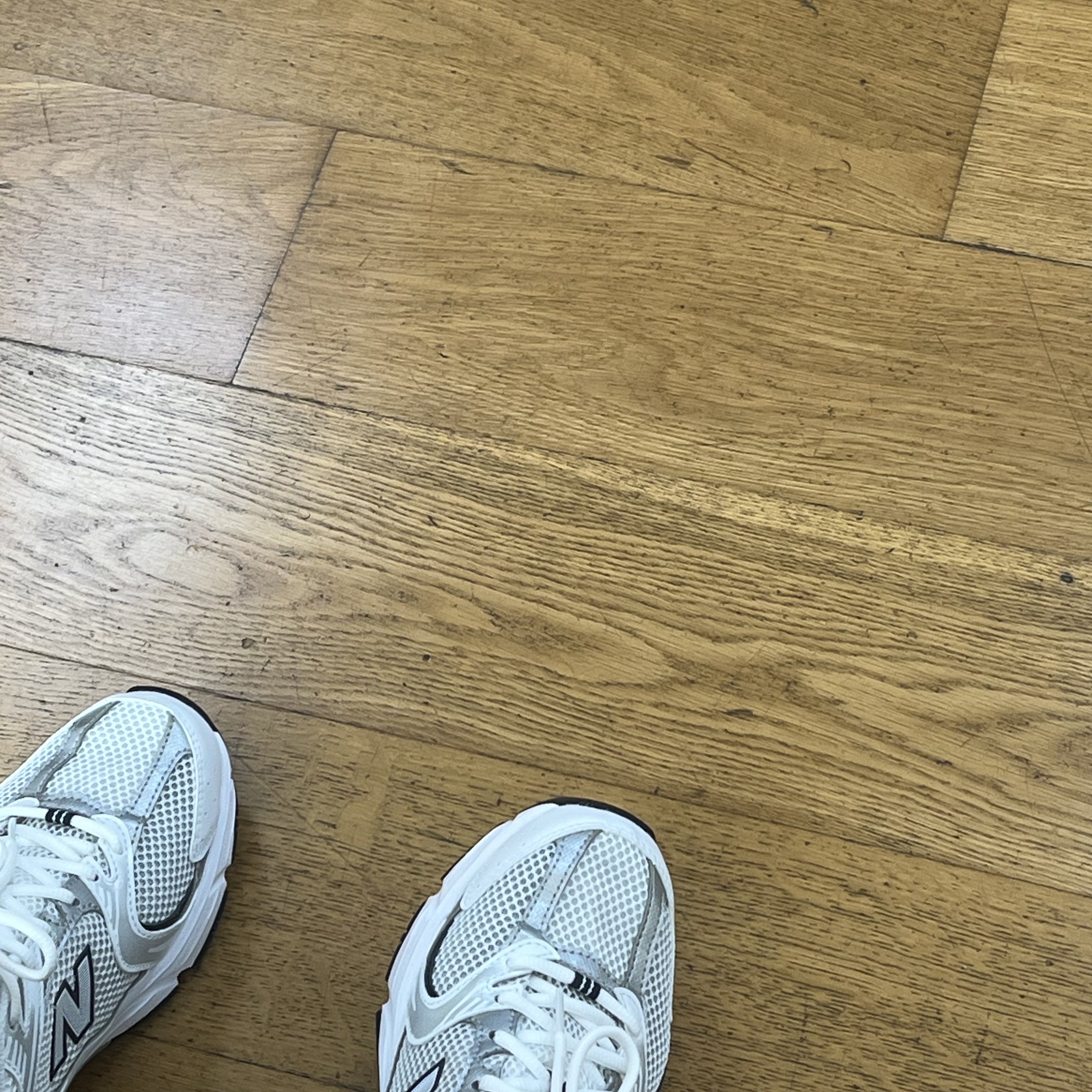 New Balance 530 White 착용 스타일 - 4