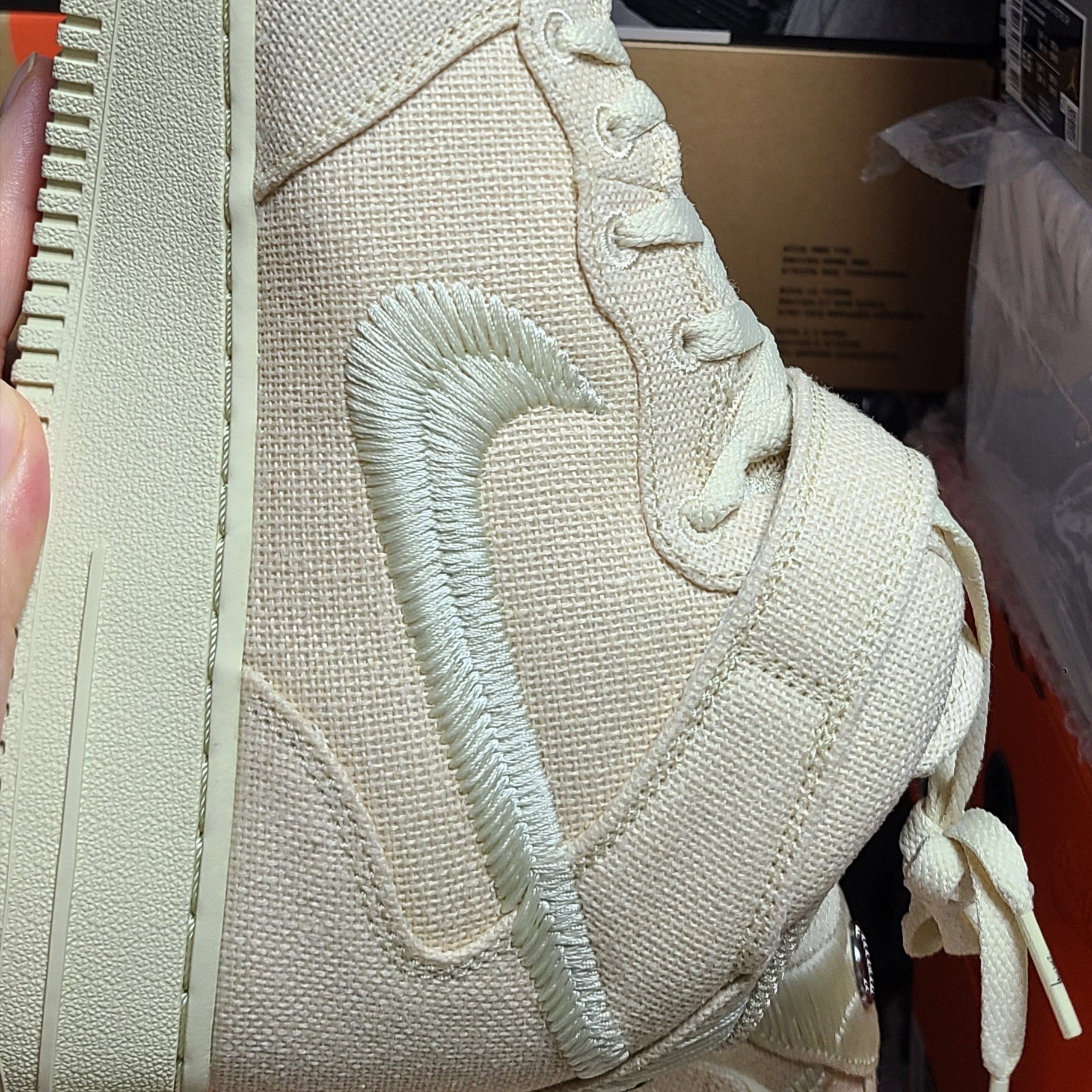 Nike x Stussy Air Force 1 '07 Mid SP Fossil 착용 스타일 - 4