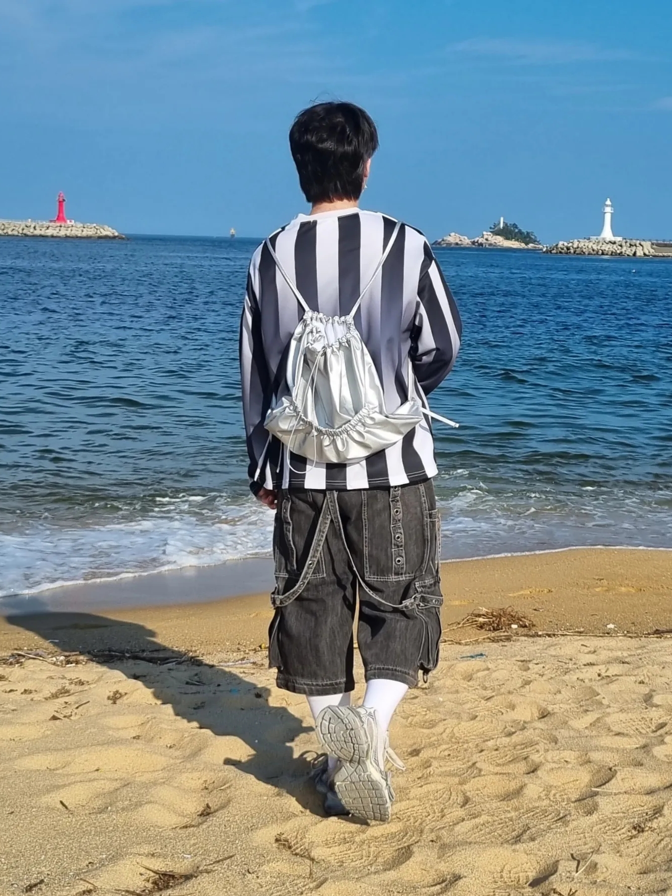 Balenciaga 3XL Sneakers Light Beige 착용 스타일 - 2