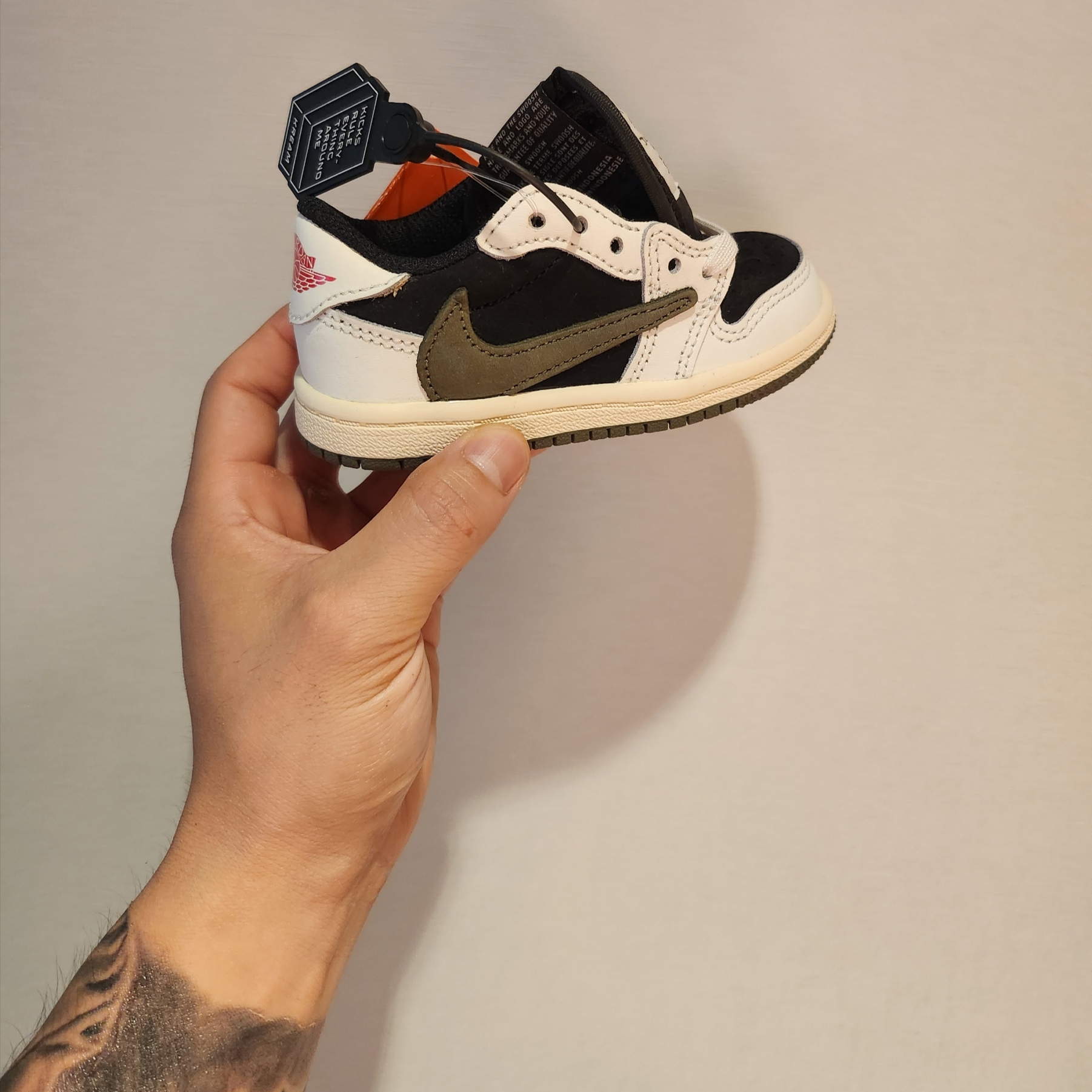 (TD) Jordan 1 x Travis Scott Retro Low OG SP Medium Olive 착용 스타일