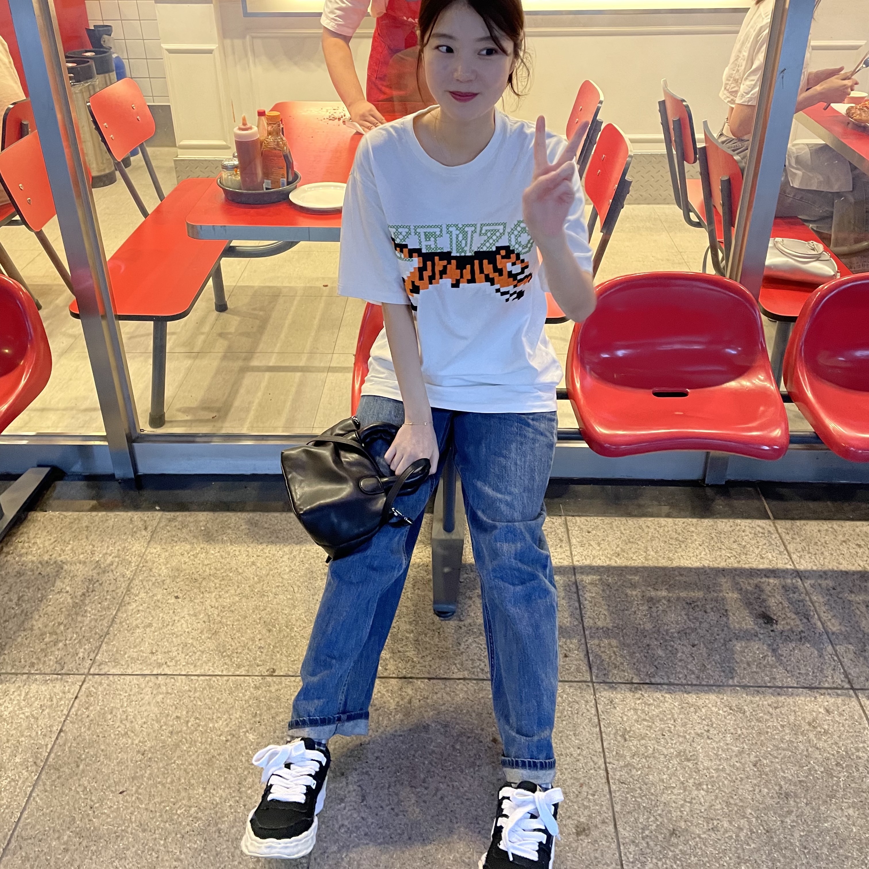 Maison Mihara Yasuhiro Parker OG Sole Canvas Low-top Sneakers Black, Kenzo Pixel T-Shirt Off White 착용 스타일