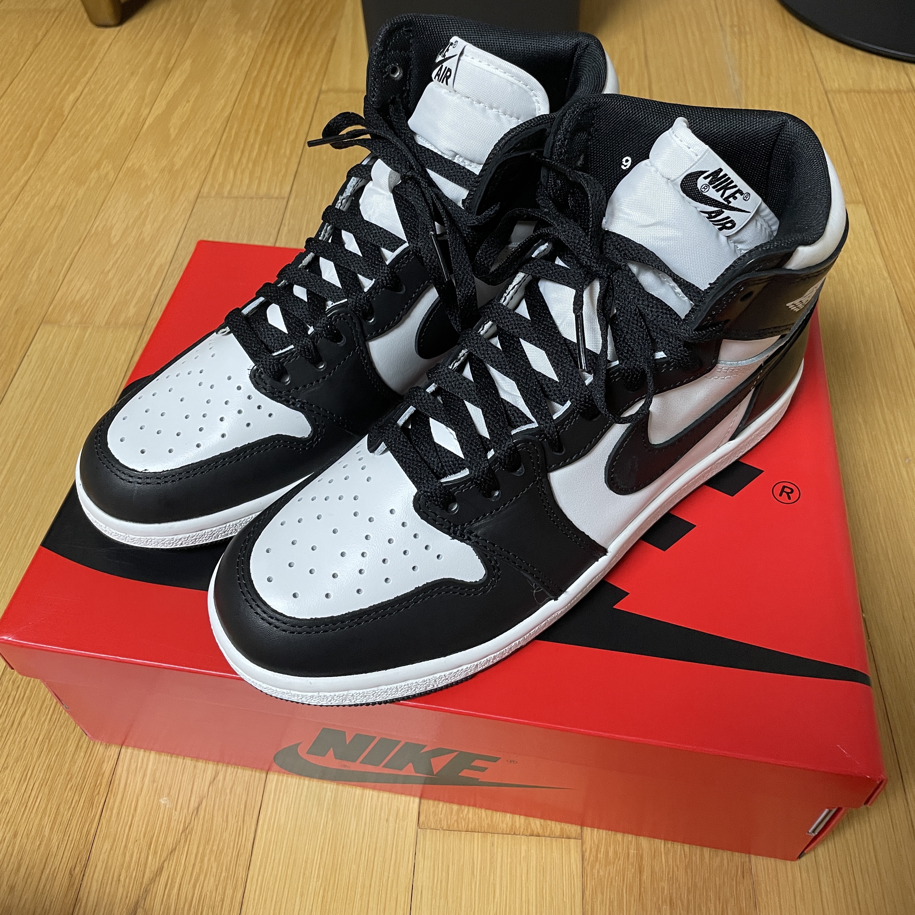 Jordan 1 High 85 Black White 착용 스타일 - 1