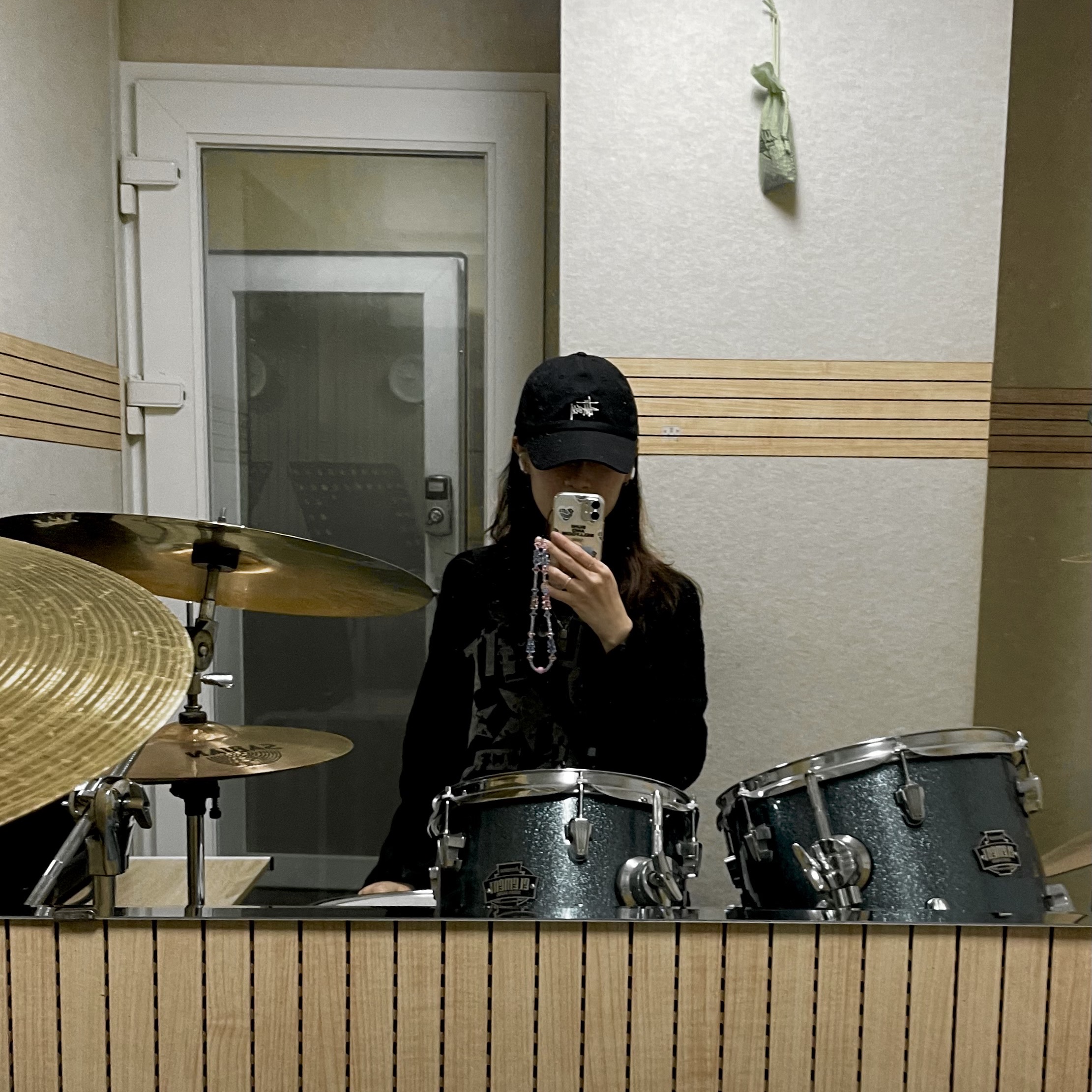 Stussy Stock Low Pro Cap Black 착용 스타일