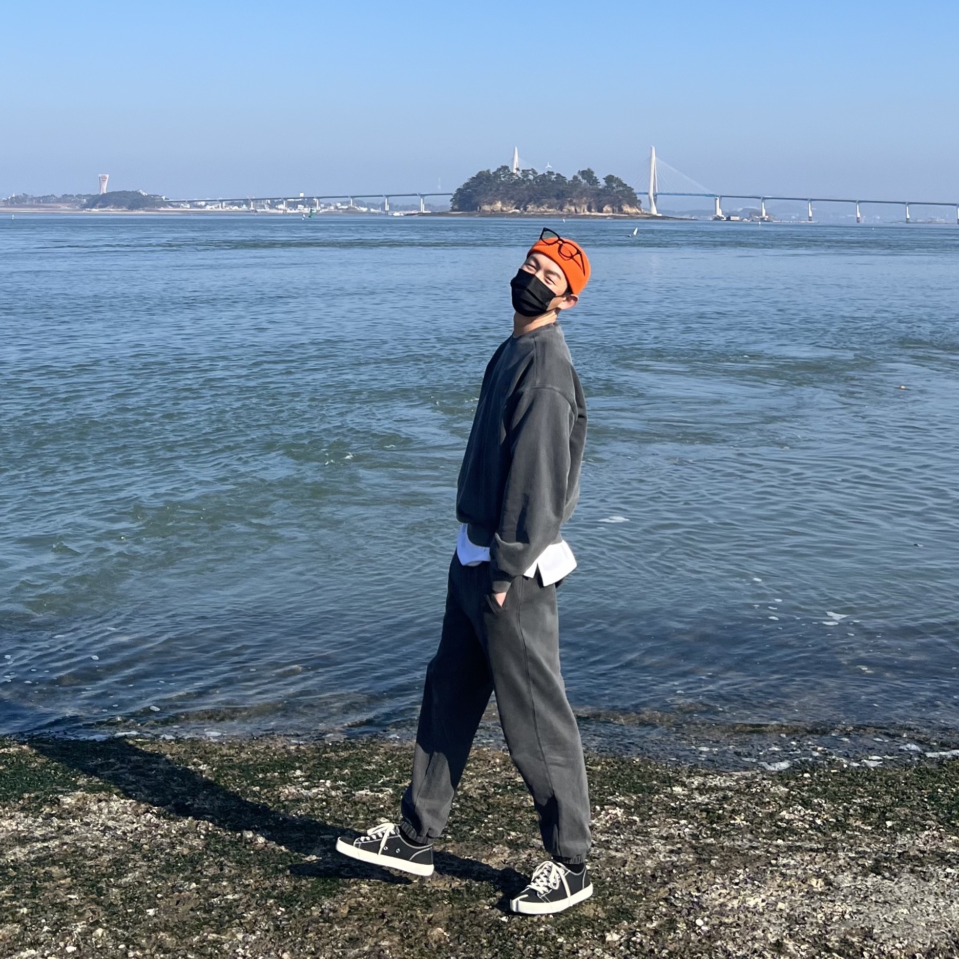 Maison Margiela Tabi Sneakers Black 착용 스타일