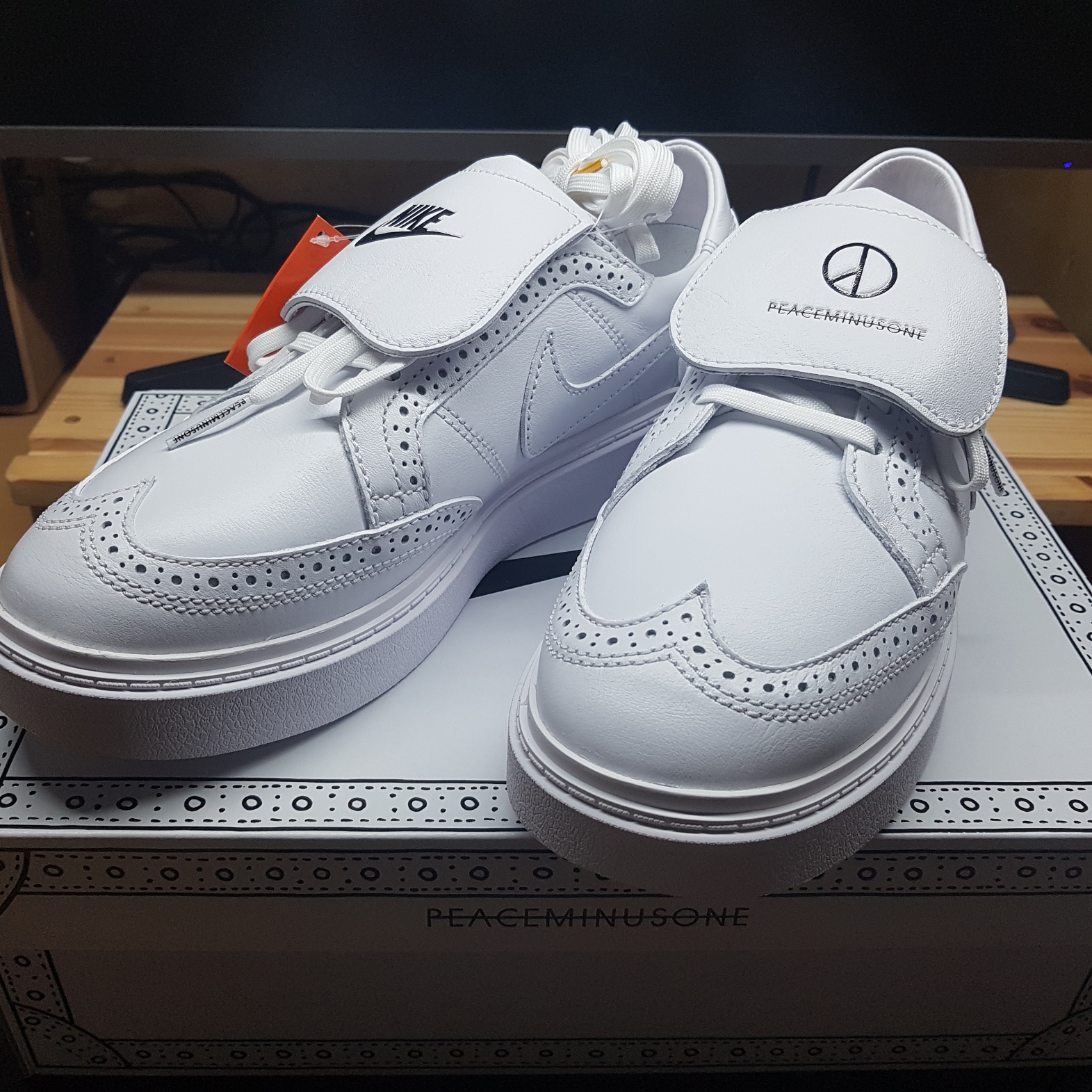 Nike x Peaceminusone Kwondo1 White 착용 스타일
