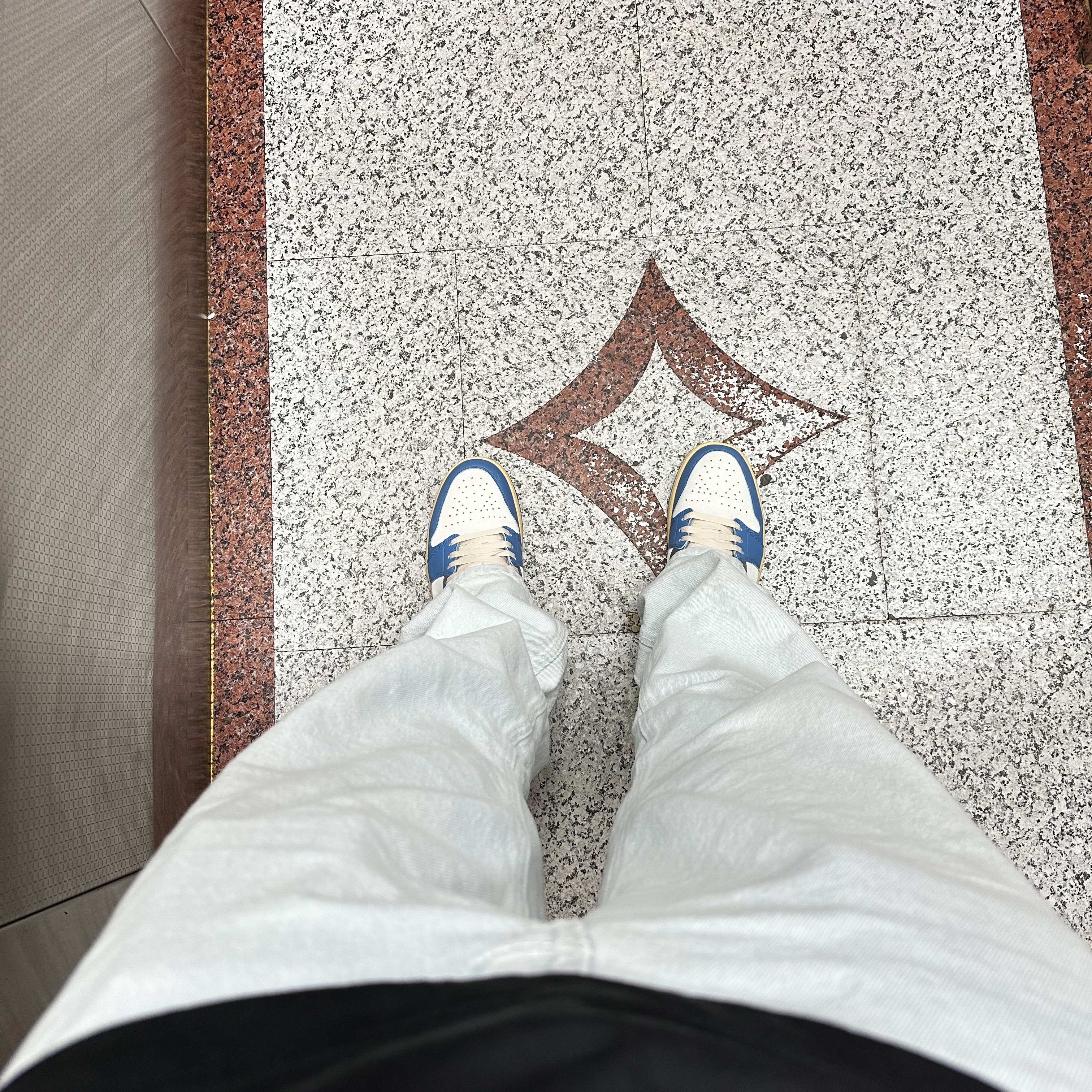 Jordan 1 Low SE Tokyo 96 착용 스타일