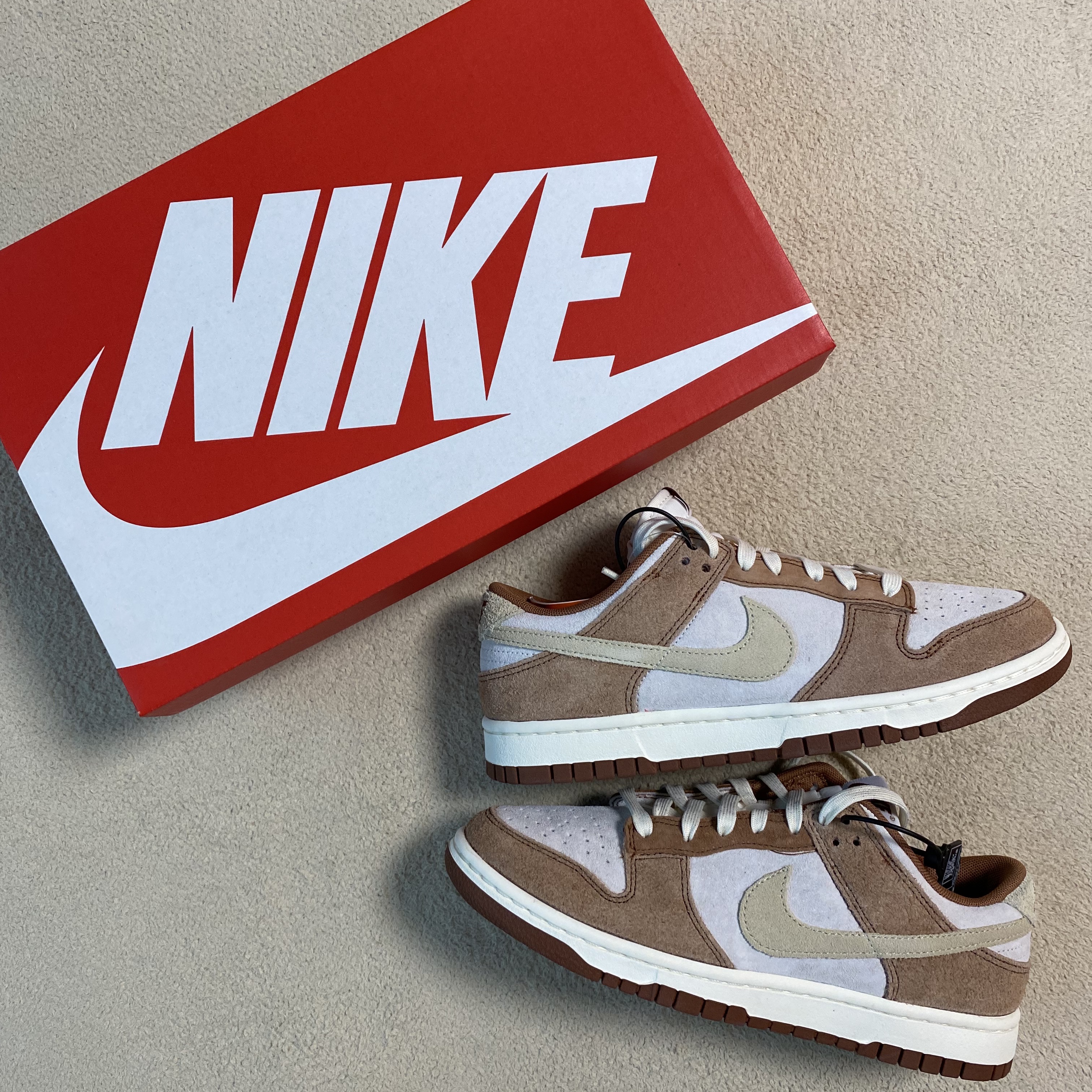 Nike Dunk Low Pro Premium Medium Curry 착용 스타일