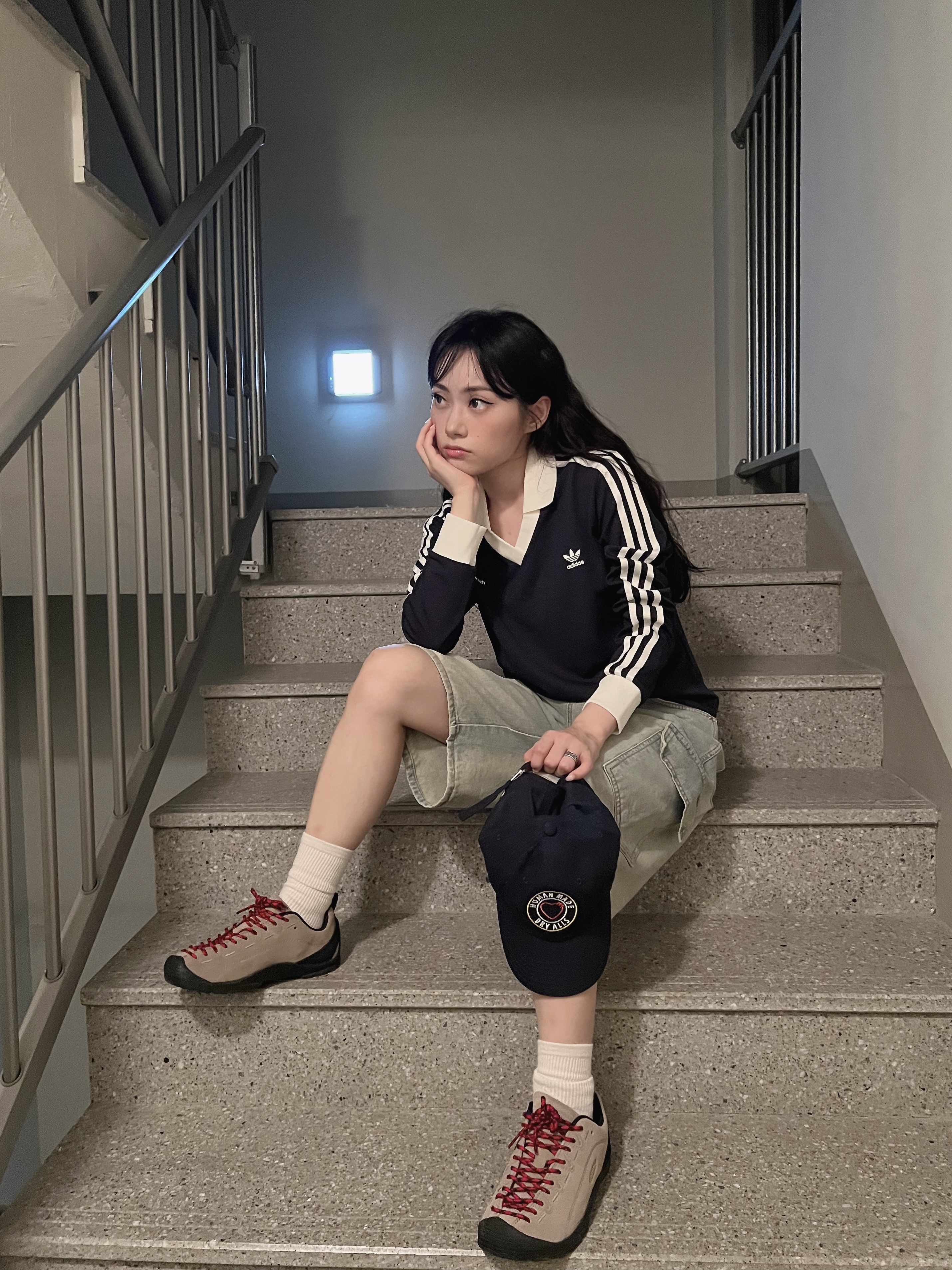 (W) Adidas x Sporty & Rich Long Sleeve Football Jersey Legend Ink - US Sizing, Human Made 6 Panel Twill Cap #2 Navy 착용 스타일