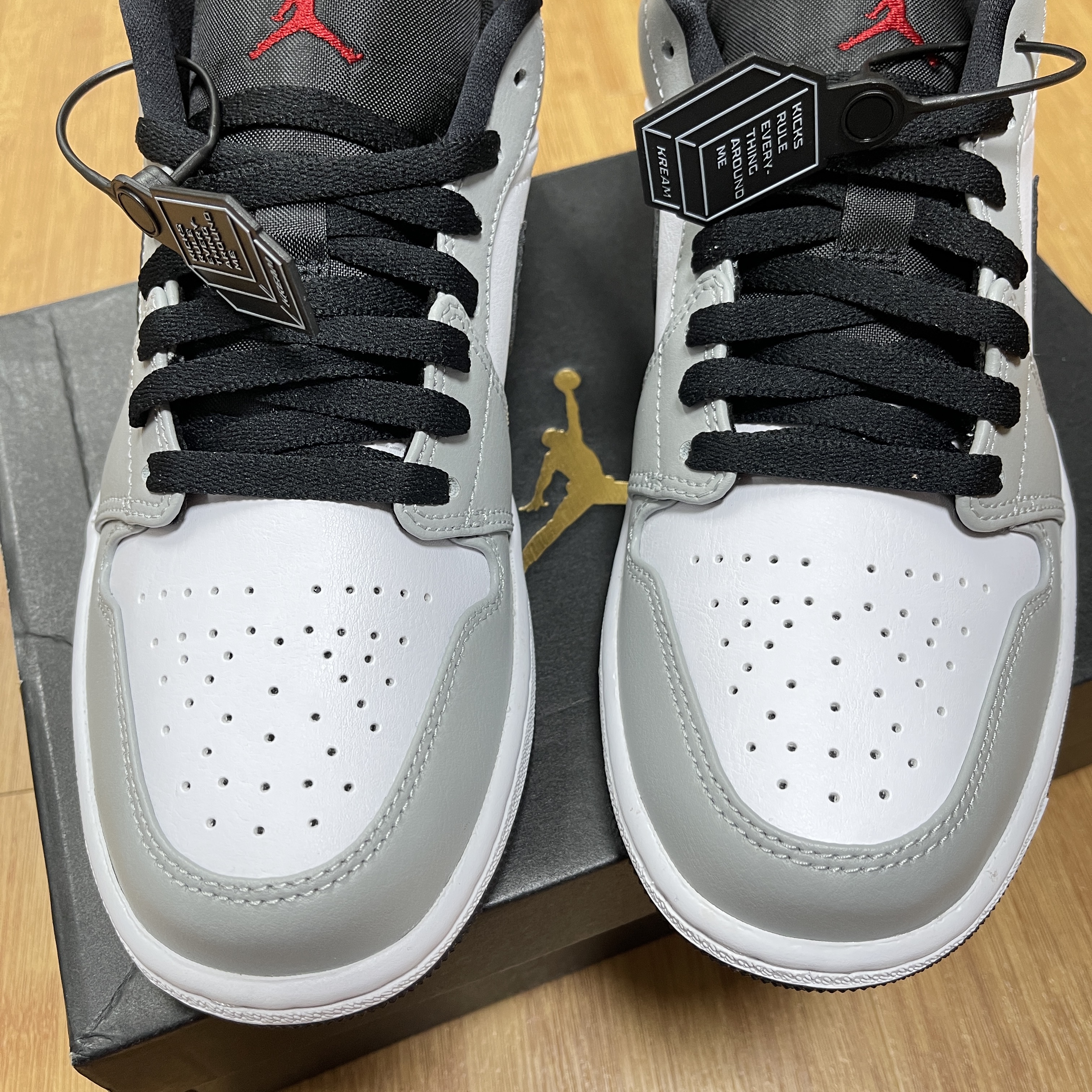 Jordan 1 Low Light Smoke Grey 착용 스타일 - 3