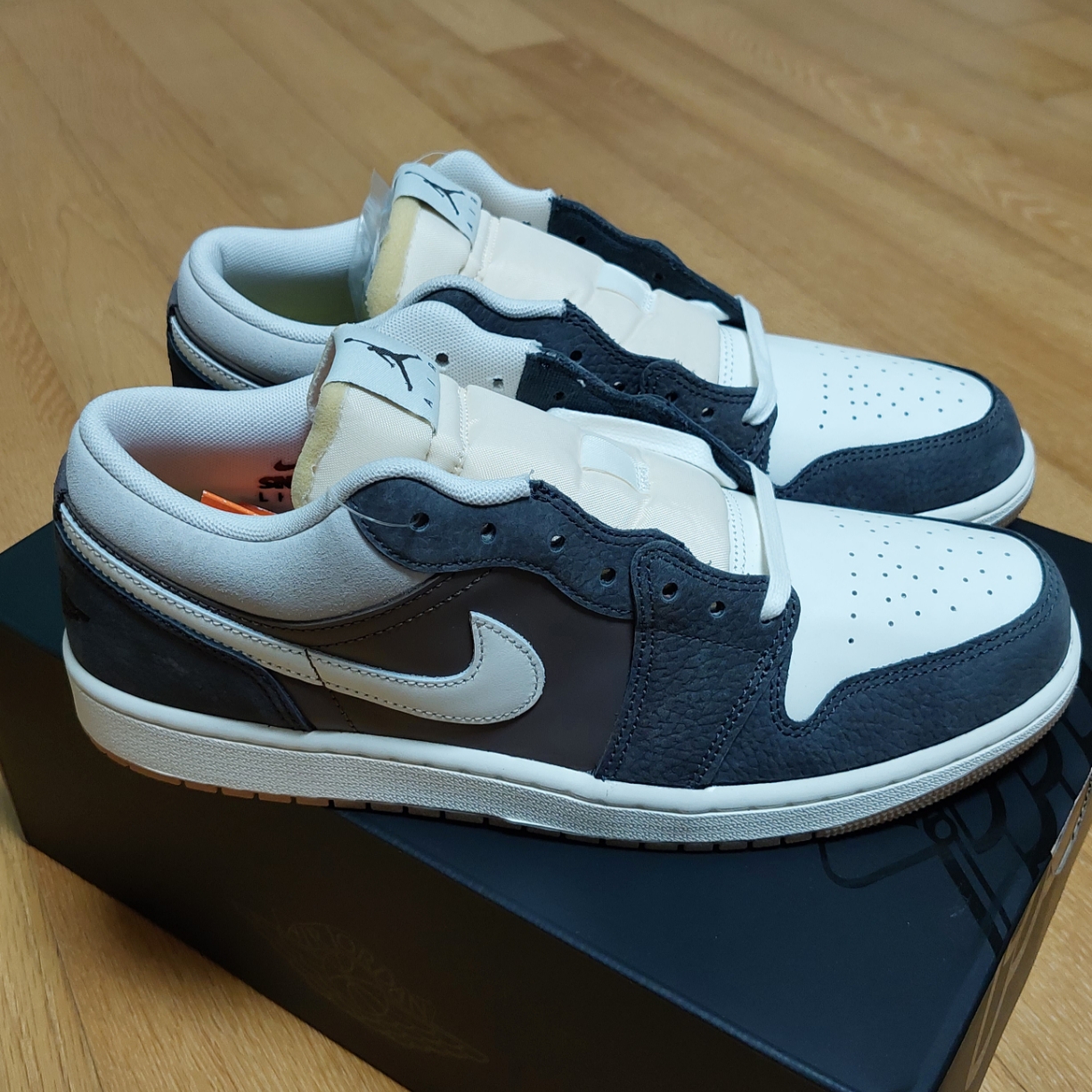 Jordan 1 Low Kkachi 착용 스타일 - 3