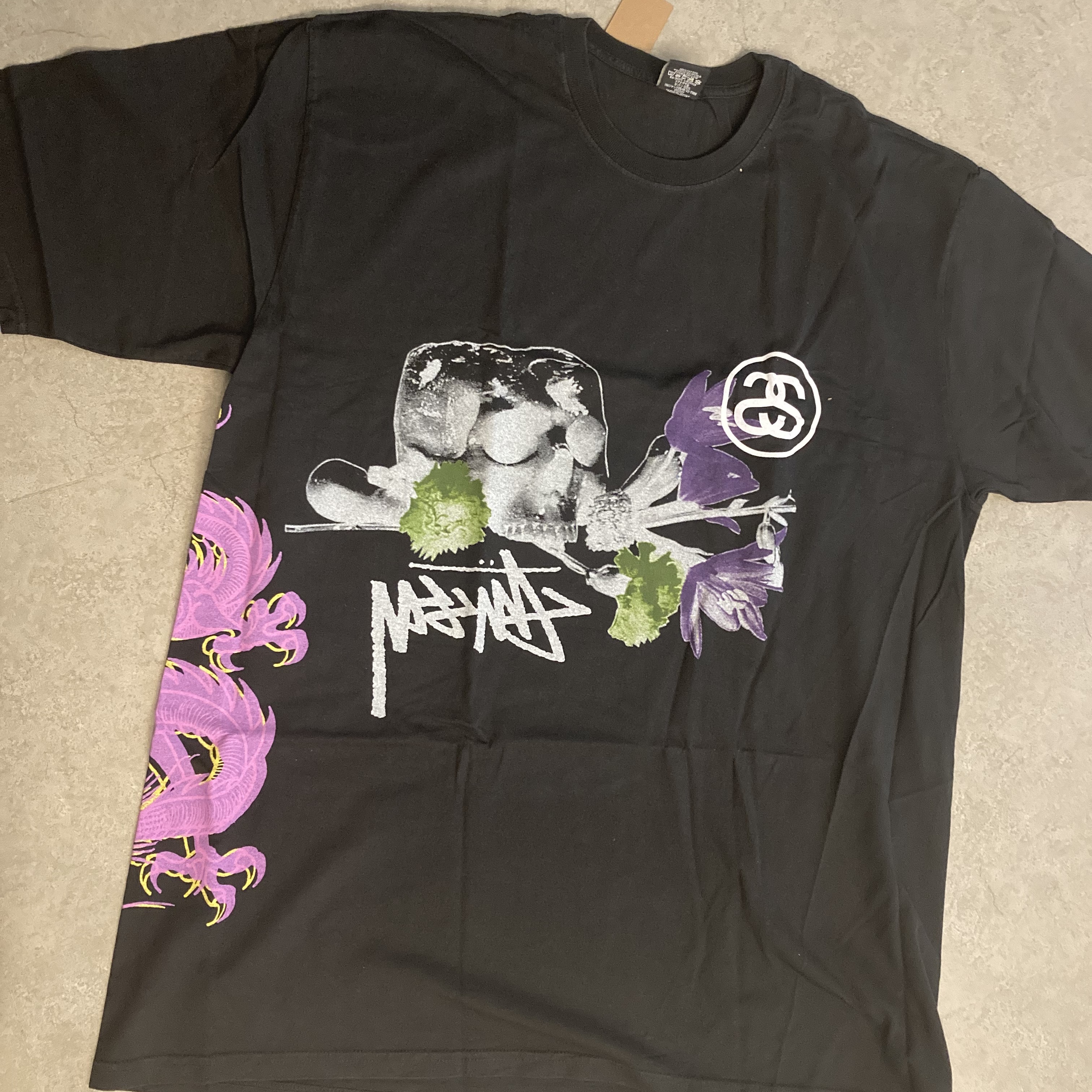Stussy Strike Pigment Dyed T-Shirt Black 착용 스타일