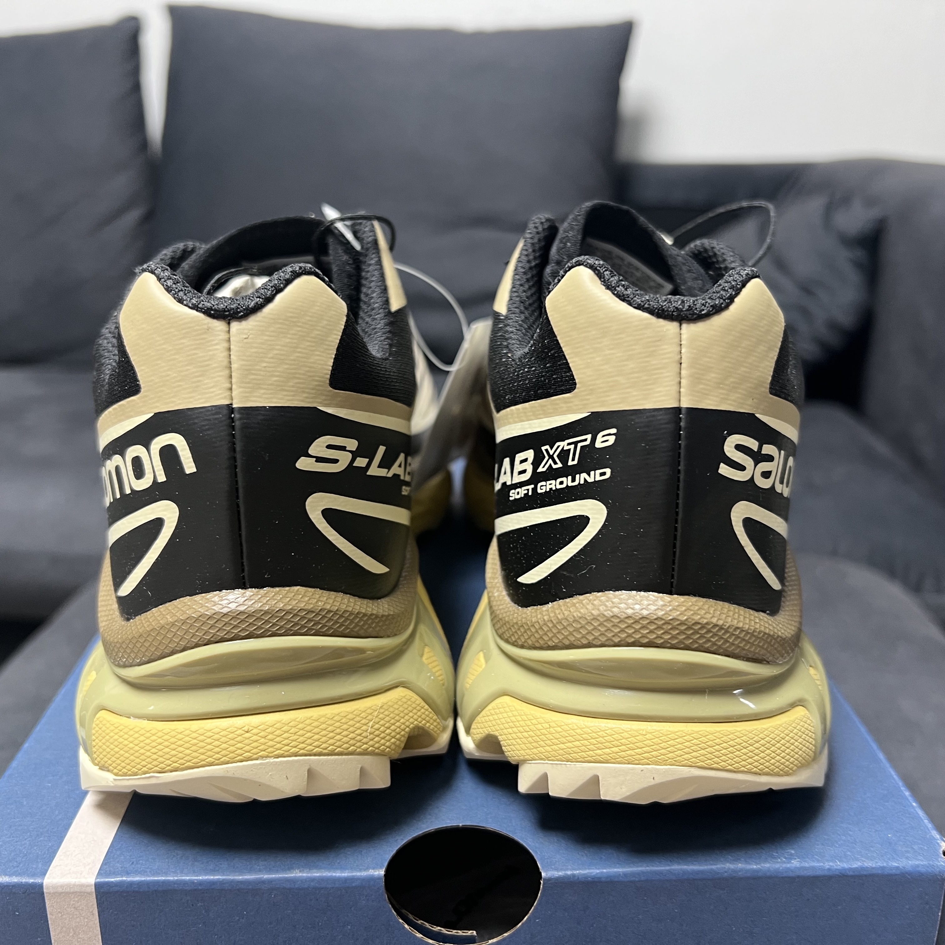Salomon x END. XT-6 Dark Truffle 착용 스타일 - 3