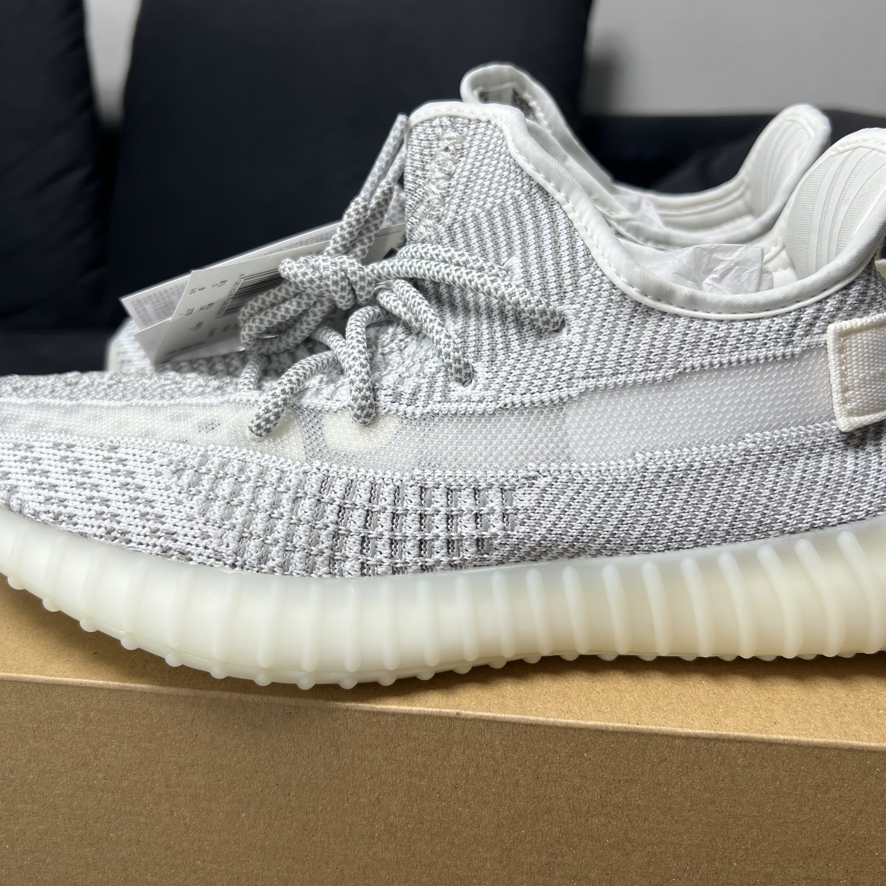 Adidas Yeezy Boost 350 V2 Static 2023 착용 스타일 - 2