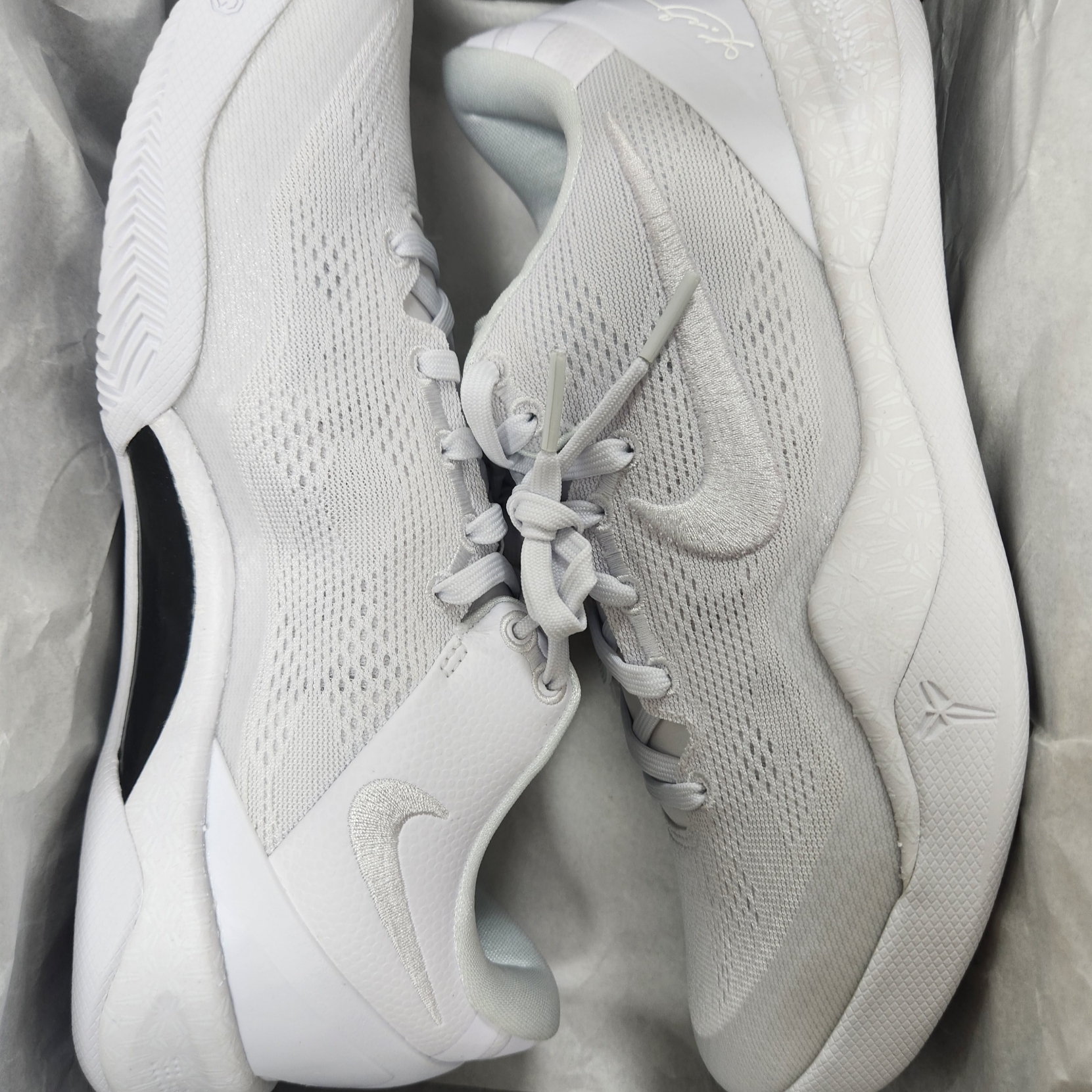 Nike Kobe 8 Protro Halo 착용 스타일