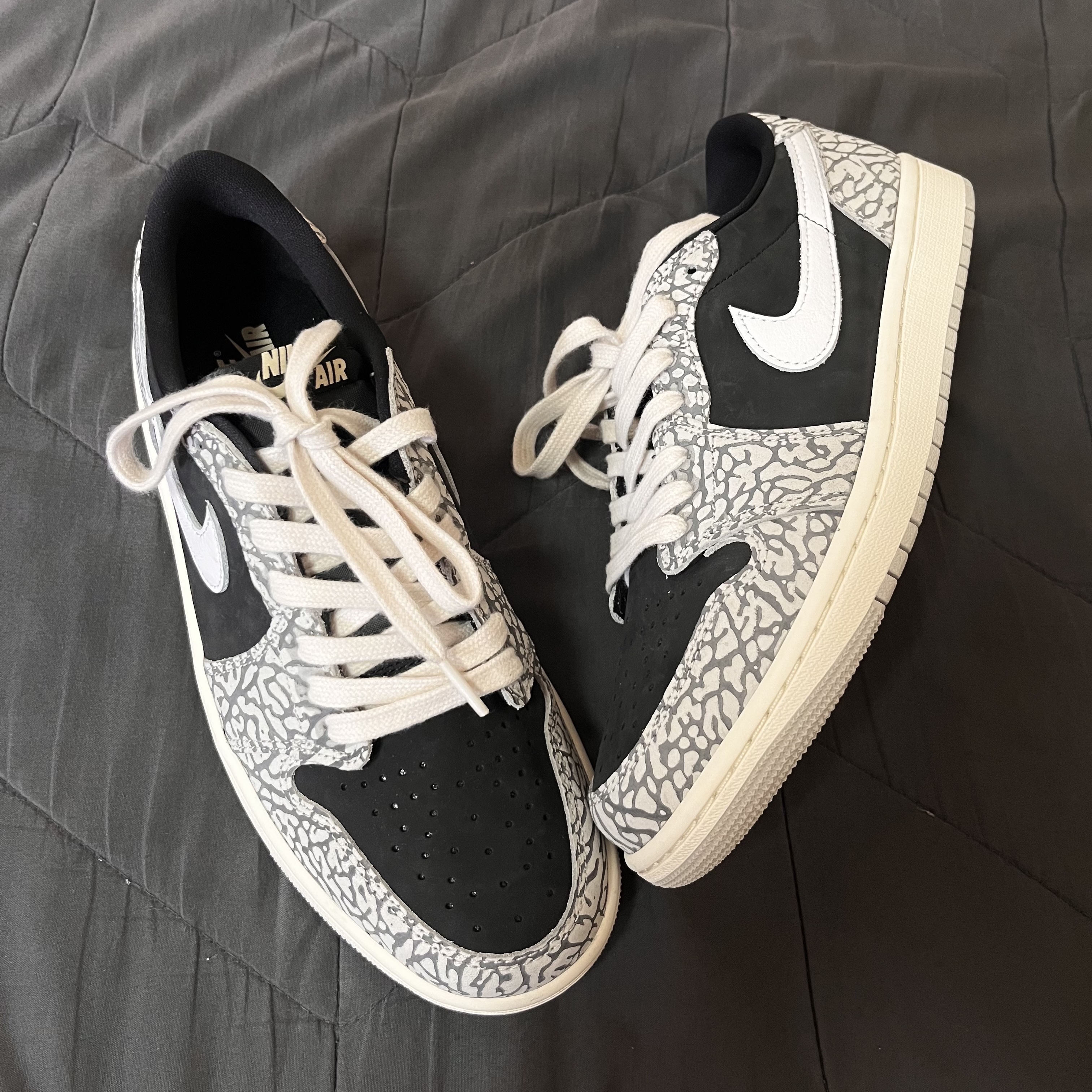 Jordan 1 Retro Low OG Black Cement 착용 스타일 - 1