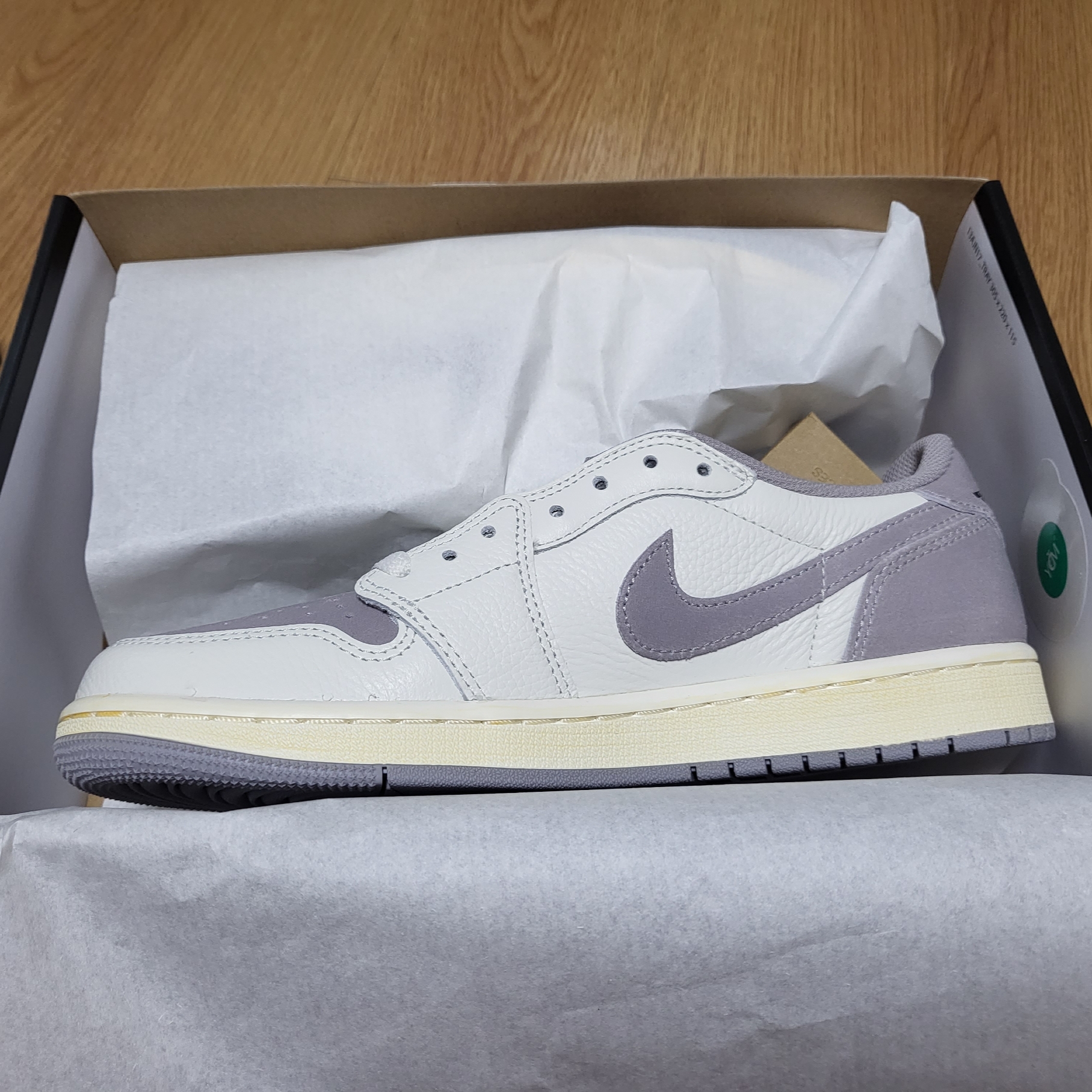 Jordan 1 Retro Low OG Atmosphere Grey 착용 스타일