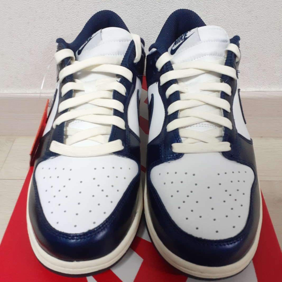 (W) Nike Dunk Low PRM Midnight Navy and White 착용 스타일