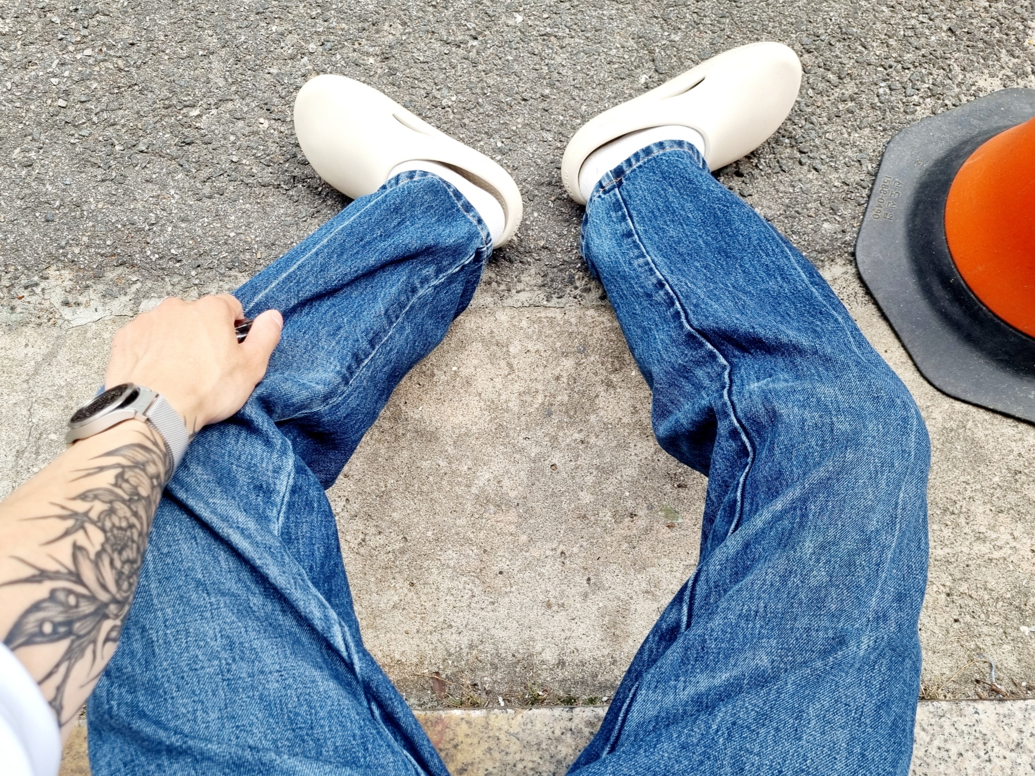 Crocs x Palace Recovery Clog Celery Multi 착용 스타일