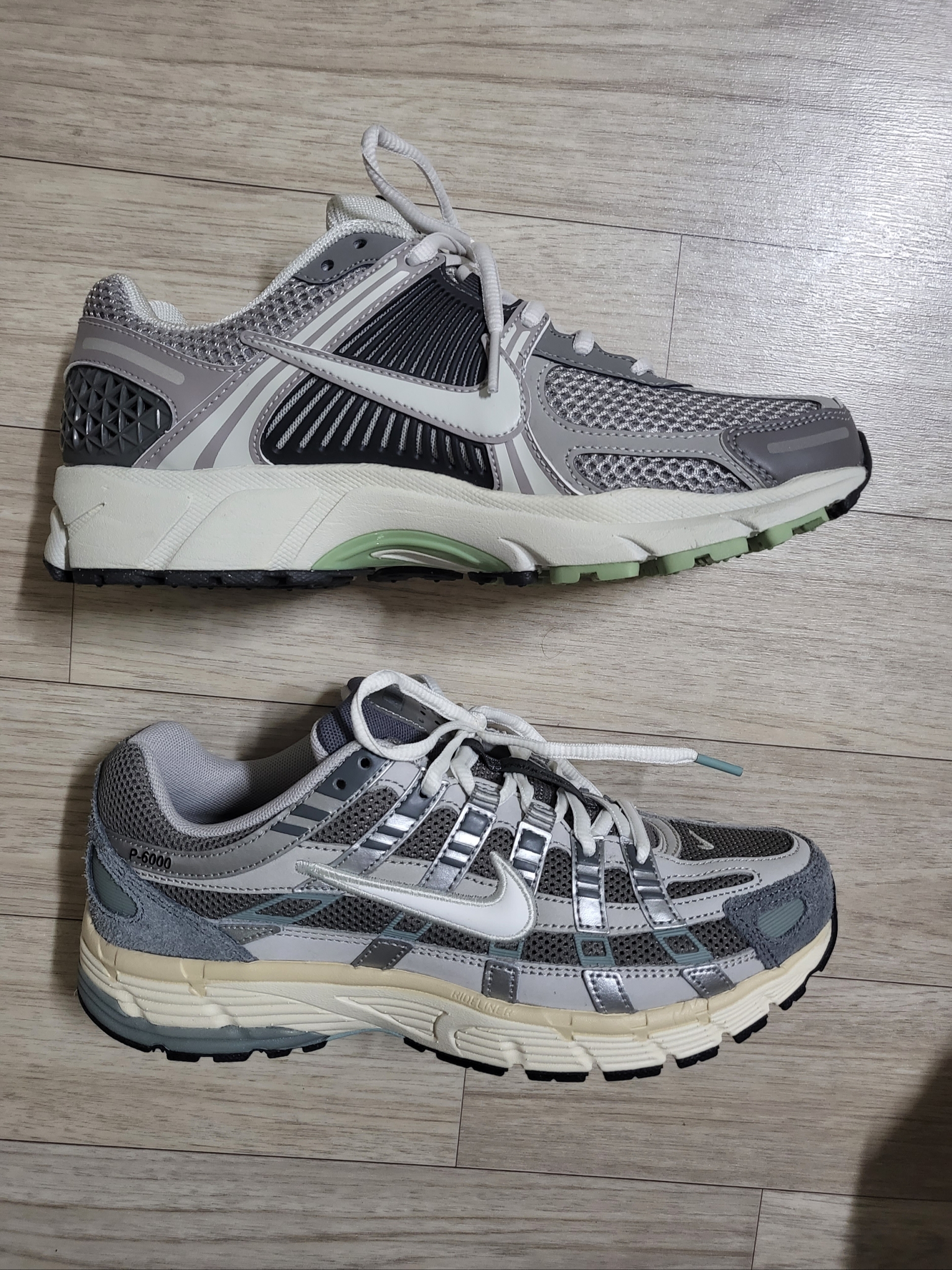 (W) Nike Zoom Vomero 5 Cobblestone and Flat Pewter, Nike P-6000 Flat Pewter Light Iron Ore 착용 스타일 - 4
