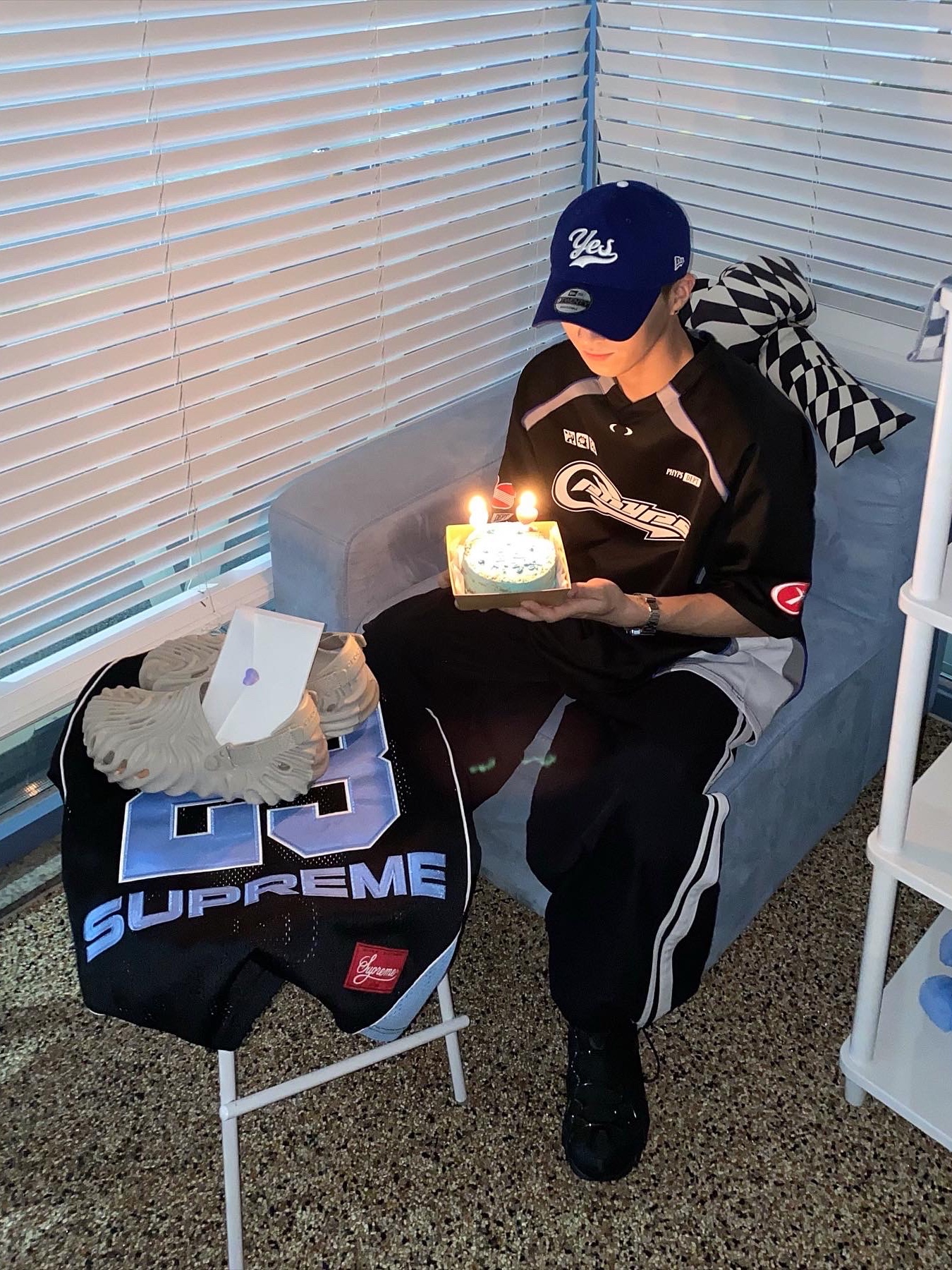 Nike Air Kukini Triple Black, Supreme Perfect Season Football Jersey Black - 23SS 착용 스타일 - 1